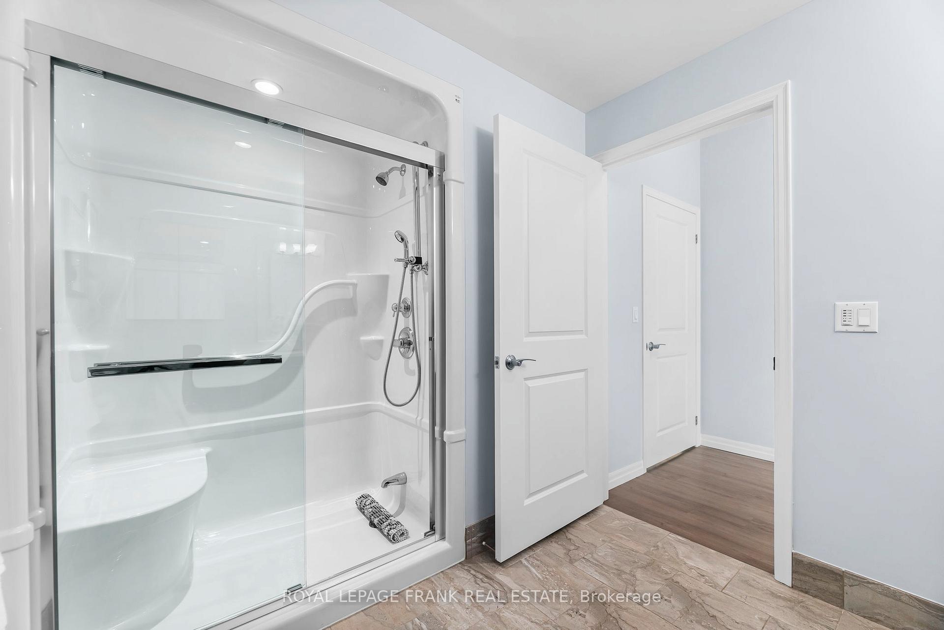 Photo 66 of Unit 320, 420 William Graham Drive, Aurora, Rural Aurora — HOMEH