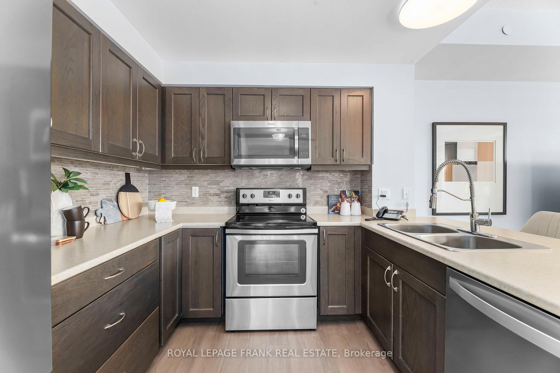 Photo 36 of Unit 320, 420 William Graham Drive, Aurora, Rural Aurora — HOMEH