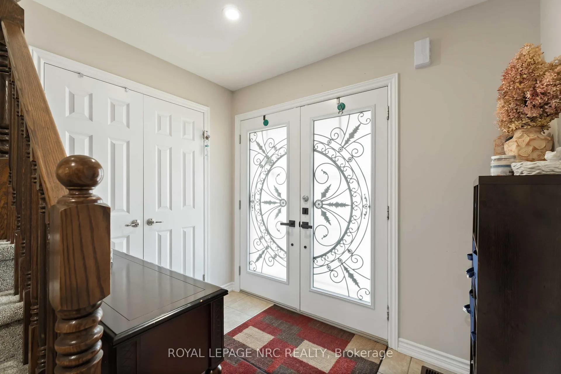 Photo 4 of Unit 10, 77 Avery Crescent, St. Catharines, Oakdale — HOMEH