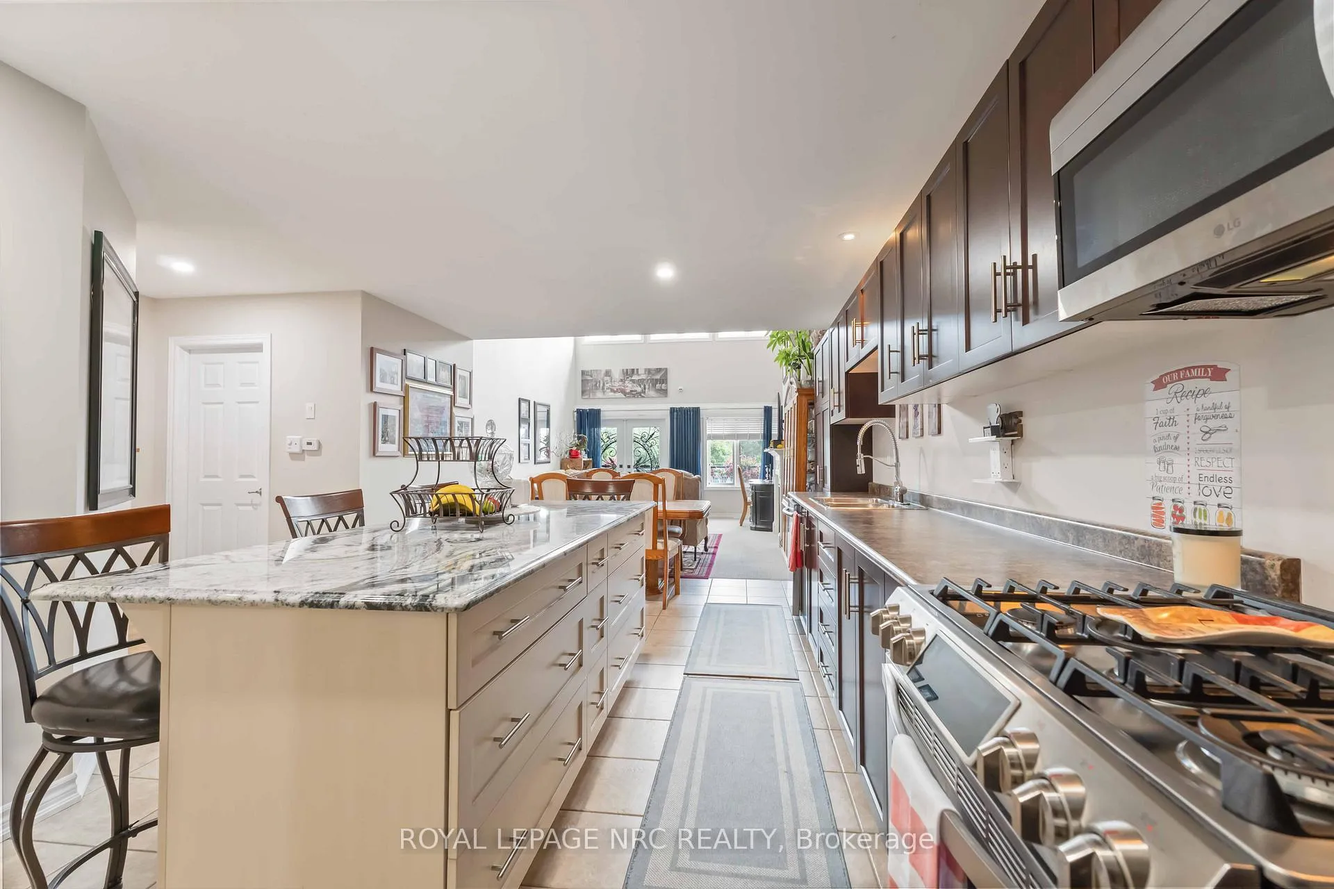 Photo 11 of Unit 10, 77 Avery Crescent, St. Catharines, Oakdale — HOMEH