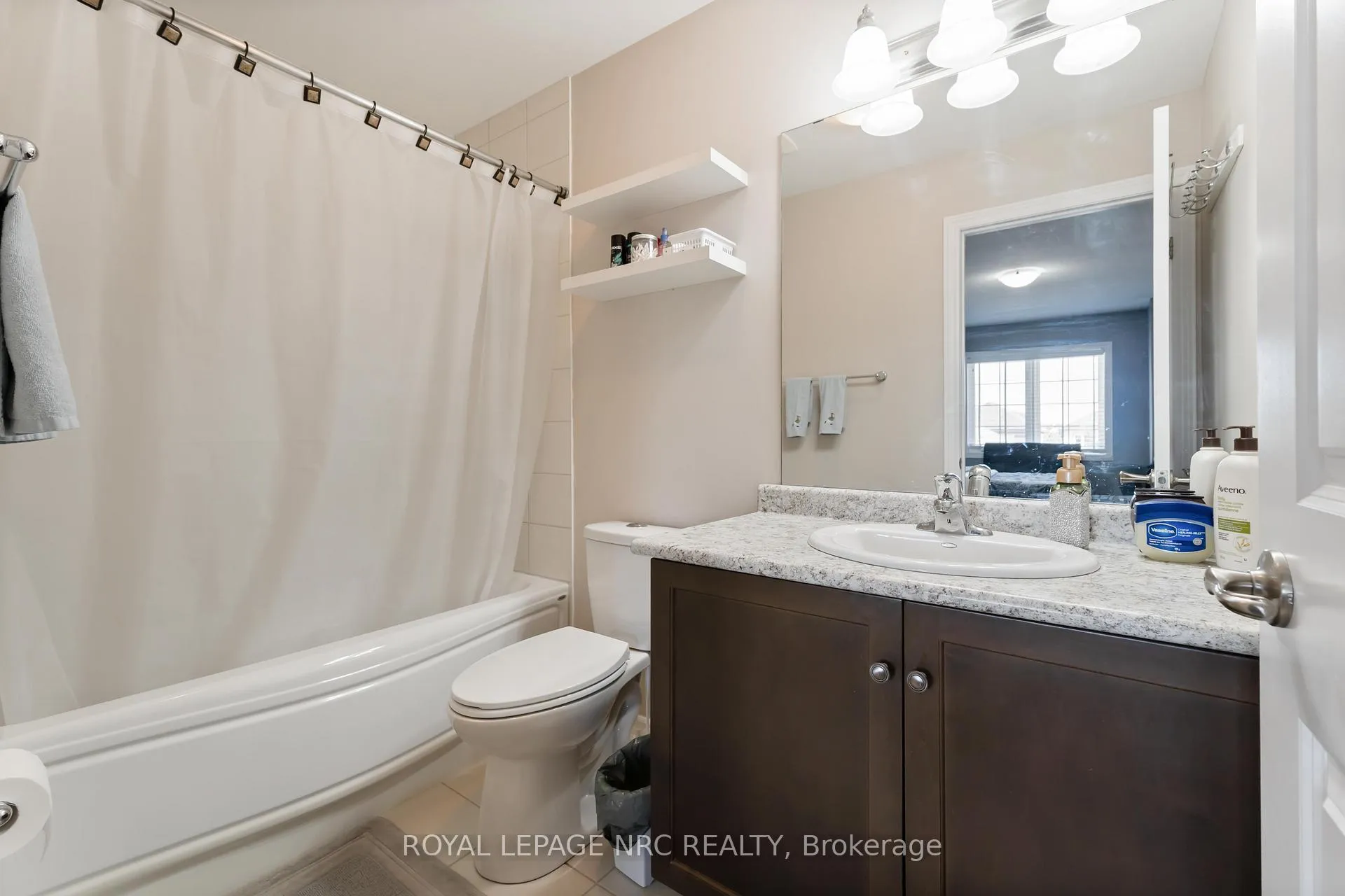 Photo 23 of Unit 10, 77 Avery Crescent, St. Catharines, Oakdale — HOMEH