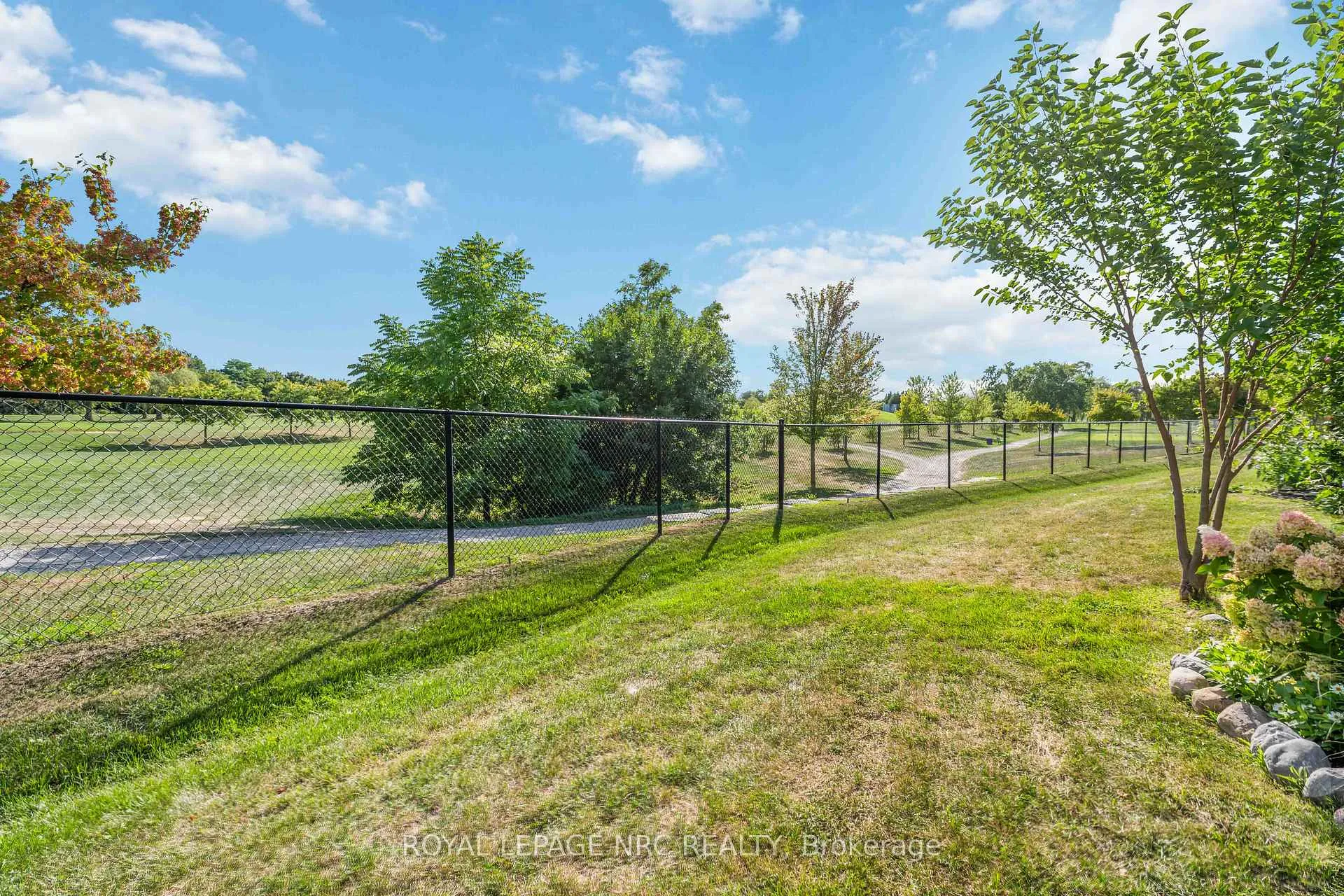 Photo 37 of Unit 10, 77 Avery Crescent, St. Catharines, Oakdale — HOMEH