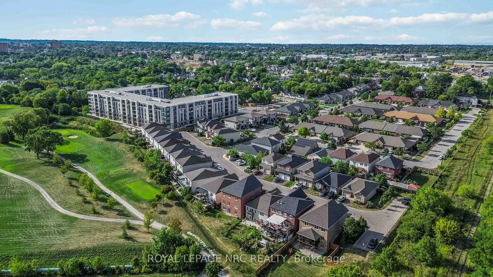 Photo 42 of Unit 10, 77 Avery Crescent, St. Catharines, Oakdale — HOMEH