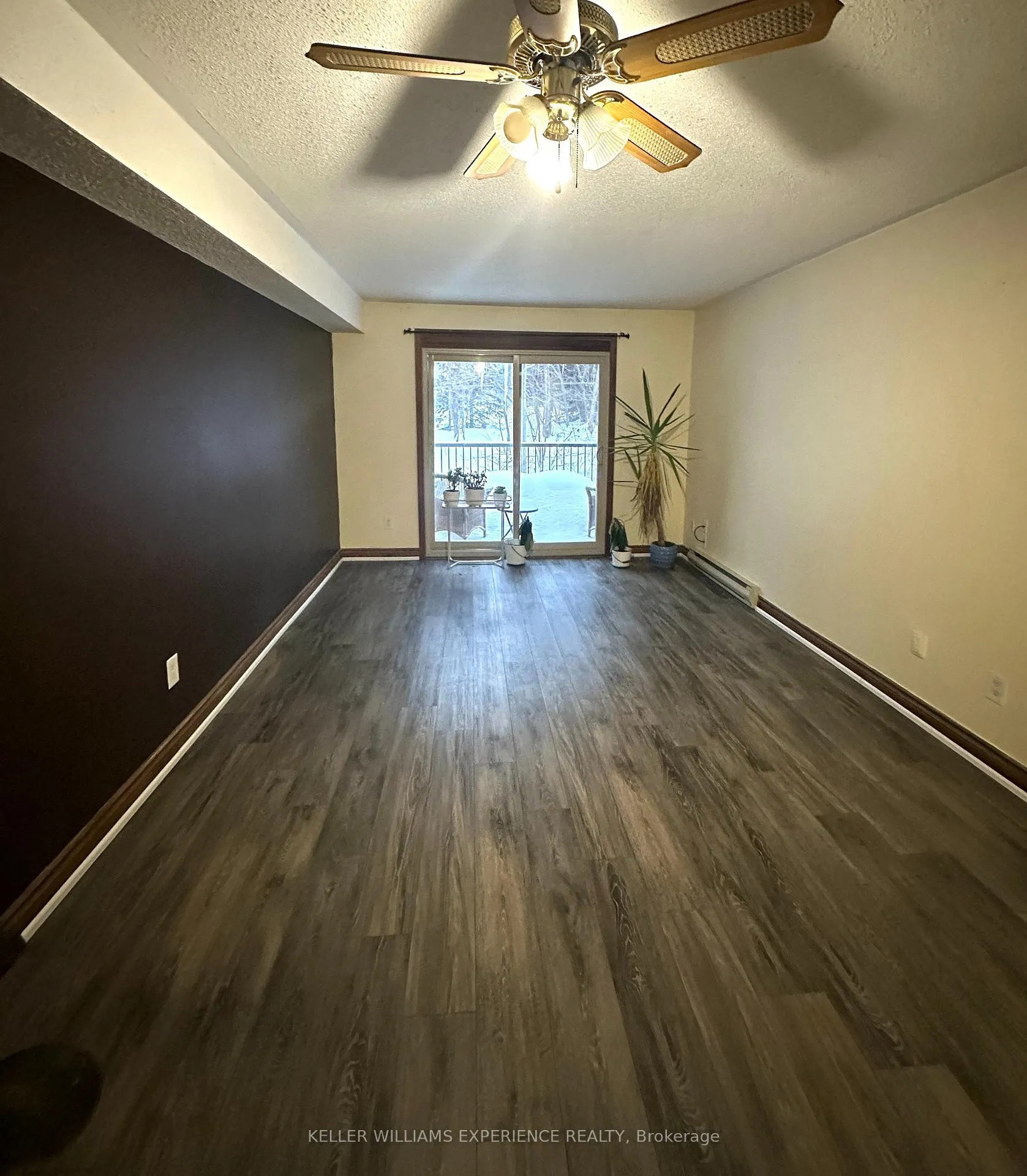 Photo 2 of Unit 302, 25 Meadow Lane, Barrie, Ardagh — HOMEH