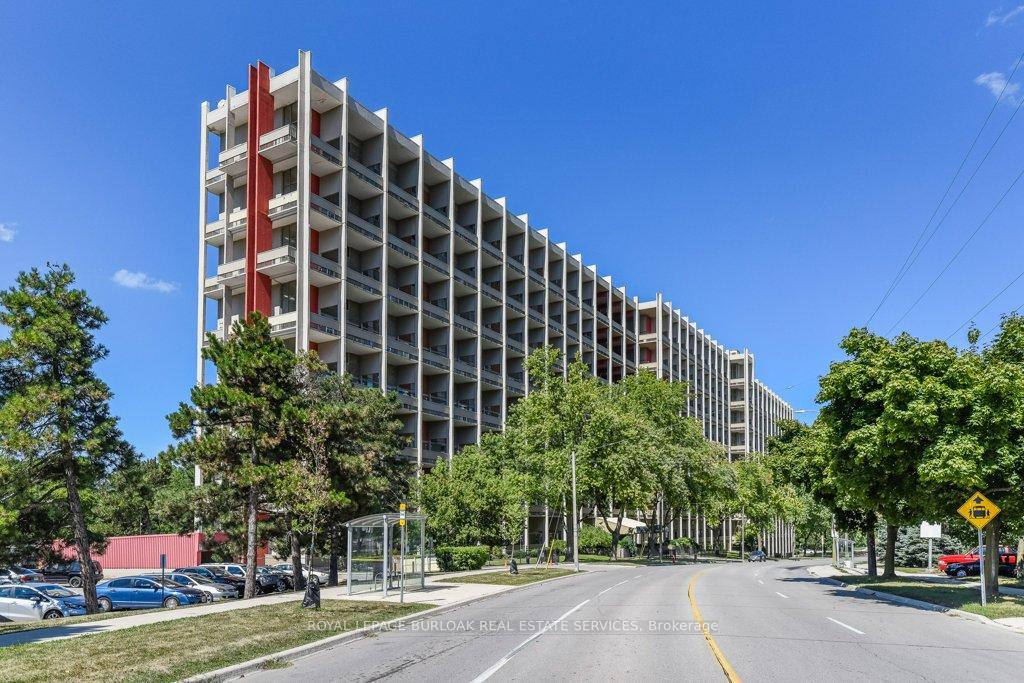 Photo 2 of Unit 522, 350 Quigley Road, Hamilton, Vincent — HOMEH