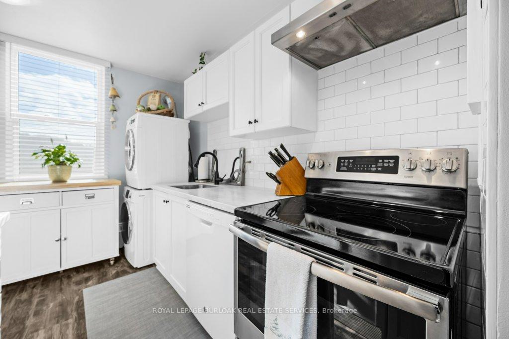 Photo 11 of Unit 522, 350 Quigley Road, Hamilton, Vincent — HOMEH