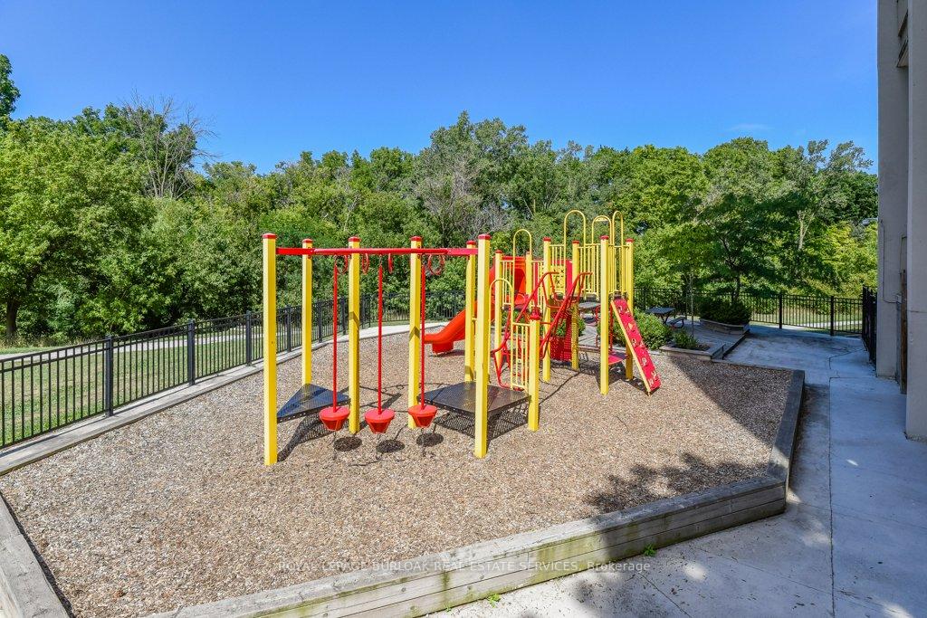 Photo 35 of Unit 522, 350 Quigley Road, Hamilton, Vincent — HOMEH