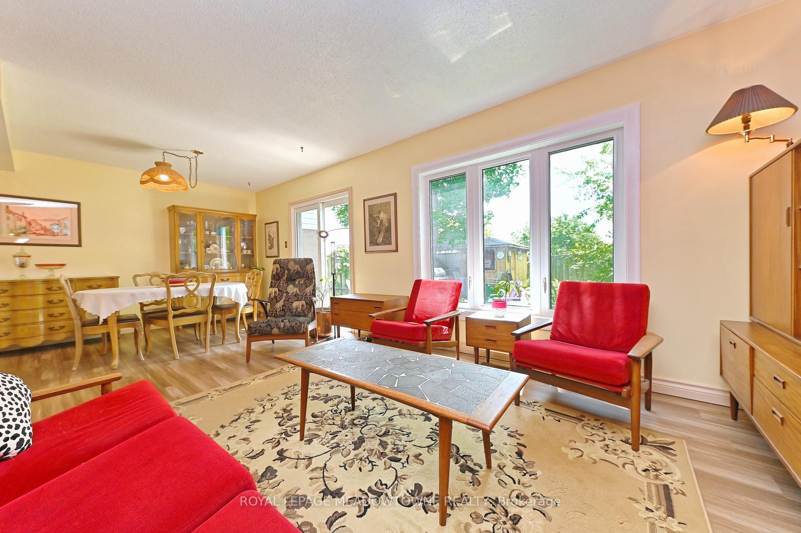 Photo 11 of 4 Greenfield Square, Brampton, Northgate — HOMEH