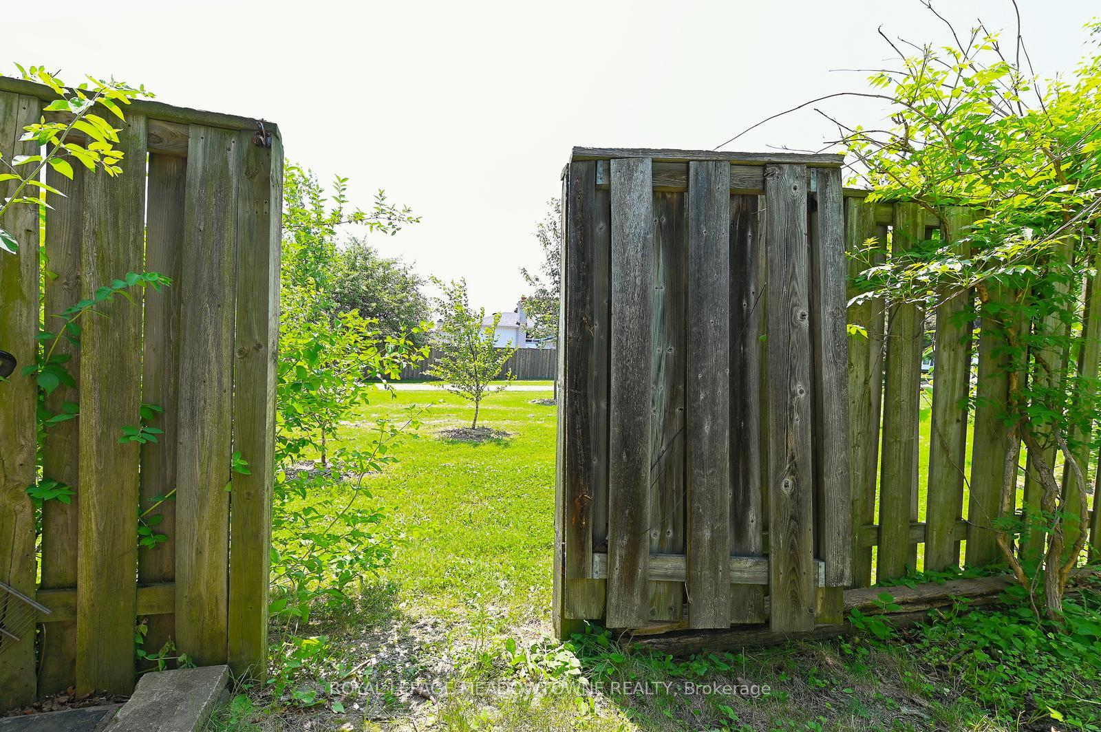 Photo 28 of 4 Greenfield Square, Brampton, Northgate — HOMEH