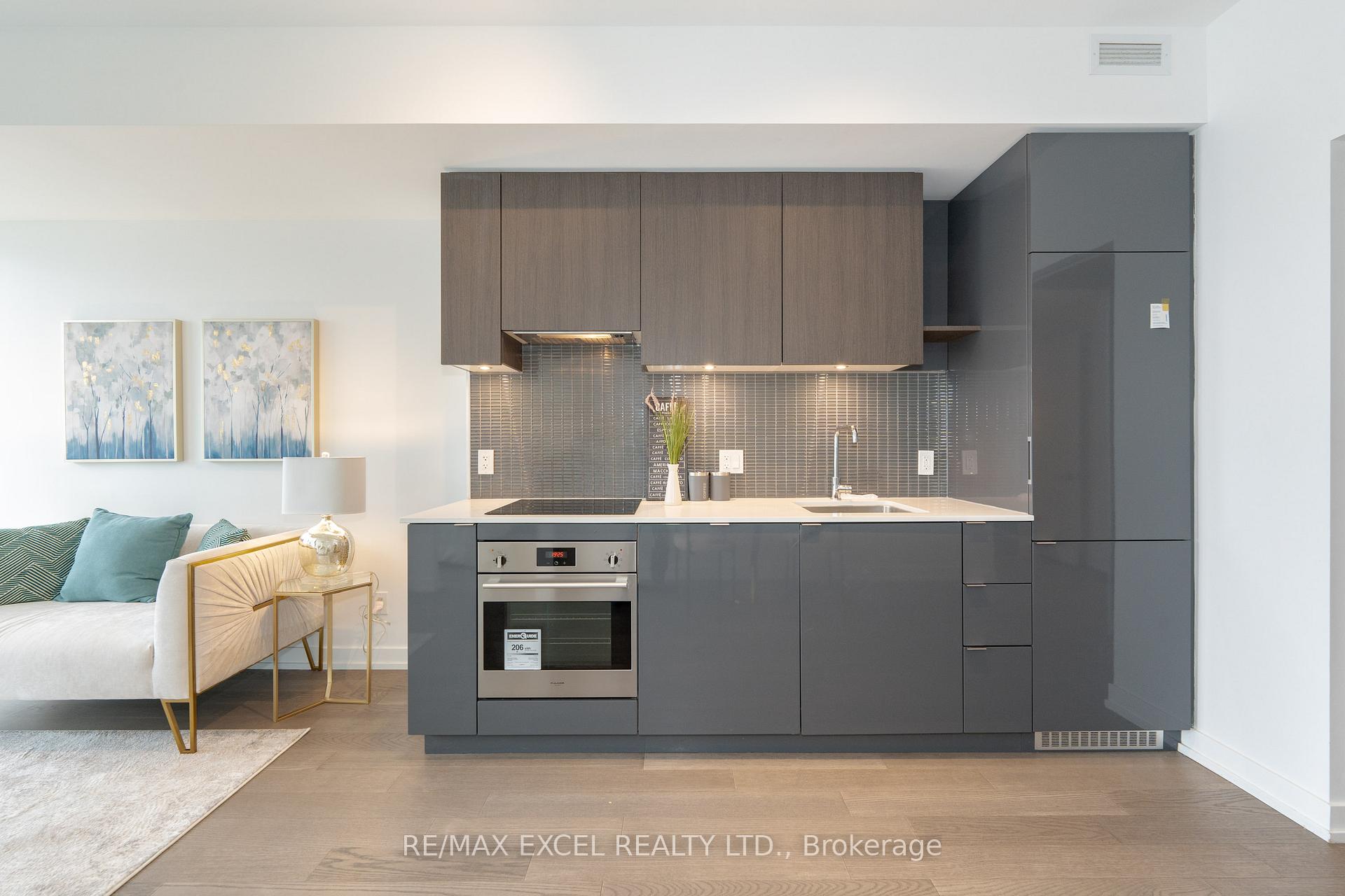 Photo 9 of Unit 1913, 161 Roehampton Avenue, Toronto, Mount Pleasant West — HOMEH