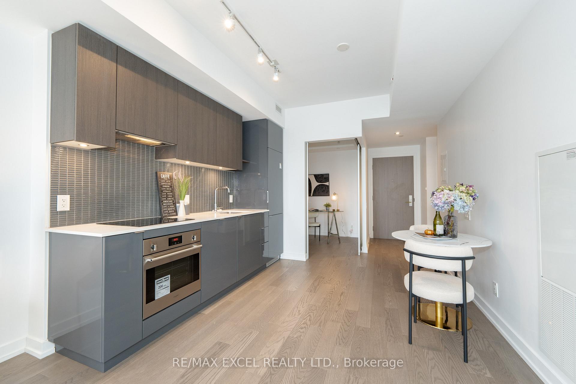 Photo 11 of Unit 1913, 161 Roehampton Avenue, Toronto, Mount Pleasant West — HOMEH
