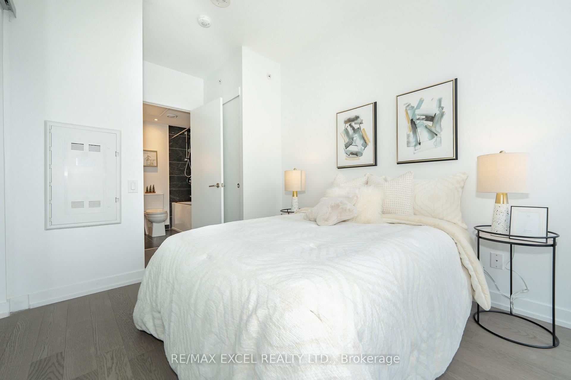 Photo 20 of Unit 1913, 161 Roehampton Avenue, Toronto, Mount Pleasant West — HOMEH