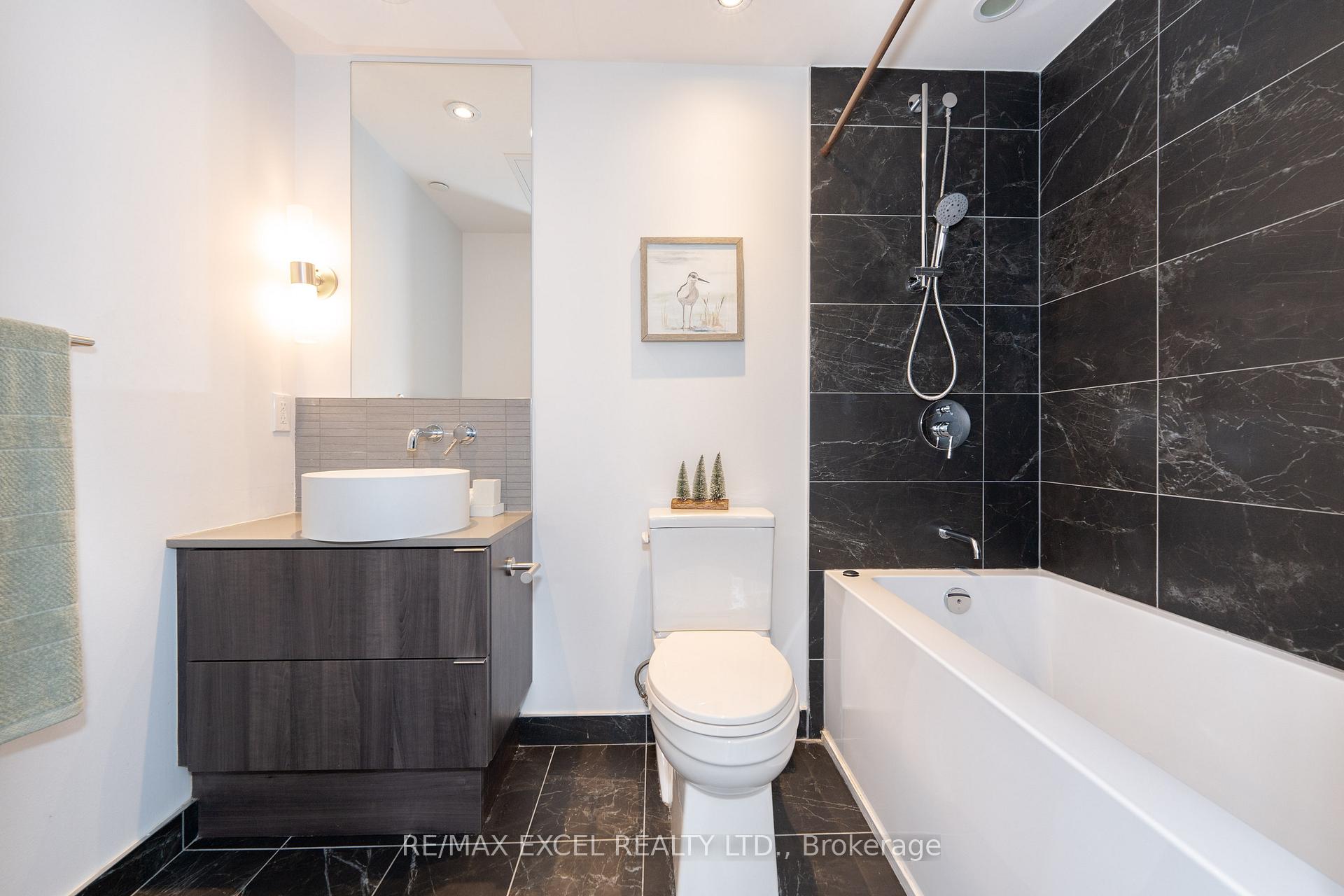 Photo 21 of Unit 1913, 161 Roehampton Avenue, Toronto, Mount Pleasant West — HOMEH
