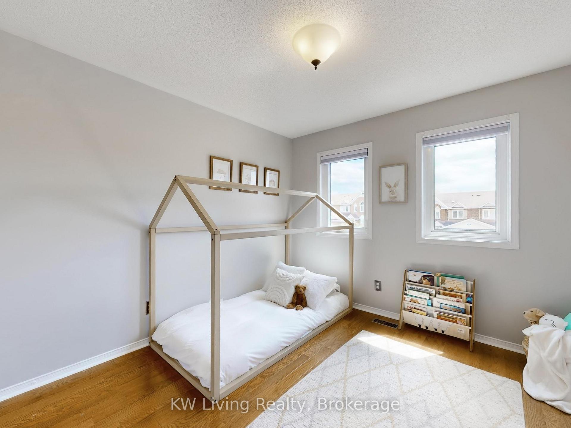 Photo 25 of 8 Gill Crescent, Ajax, Central West — HOMEH