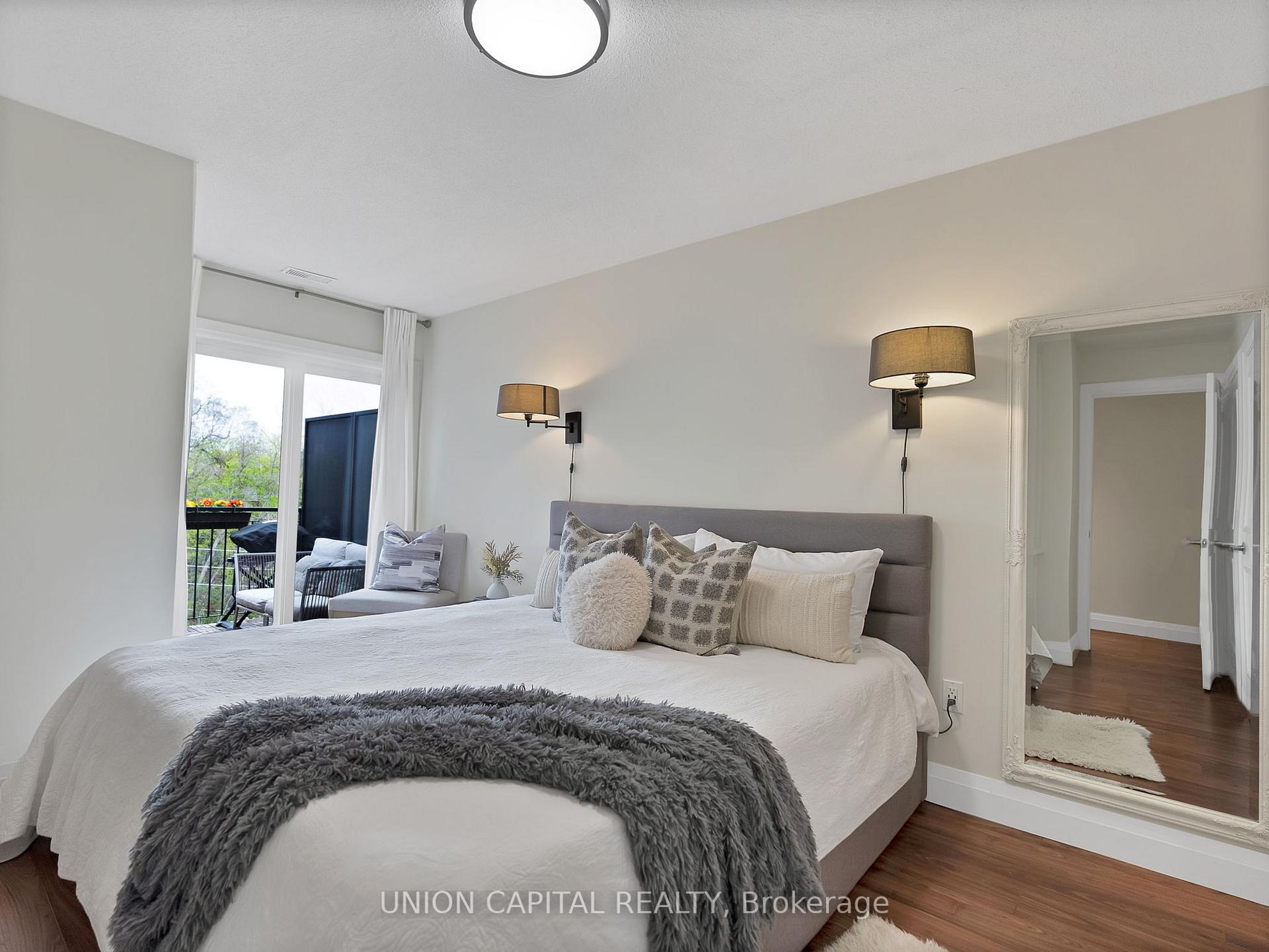 Photo 18 of Unit 302, 72 Aerodrome Crescent, Toronto, Leaside — HOMEH