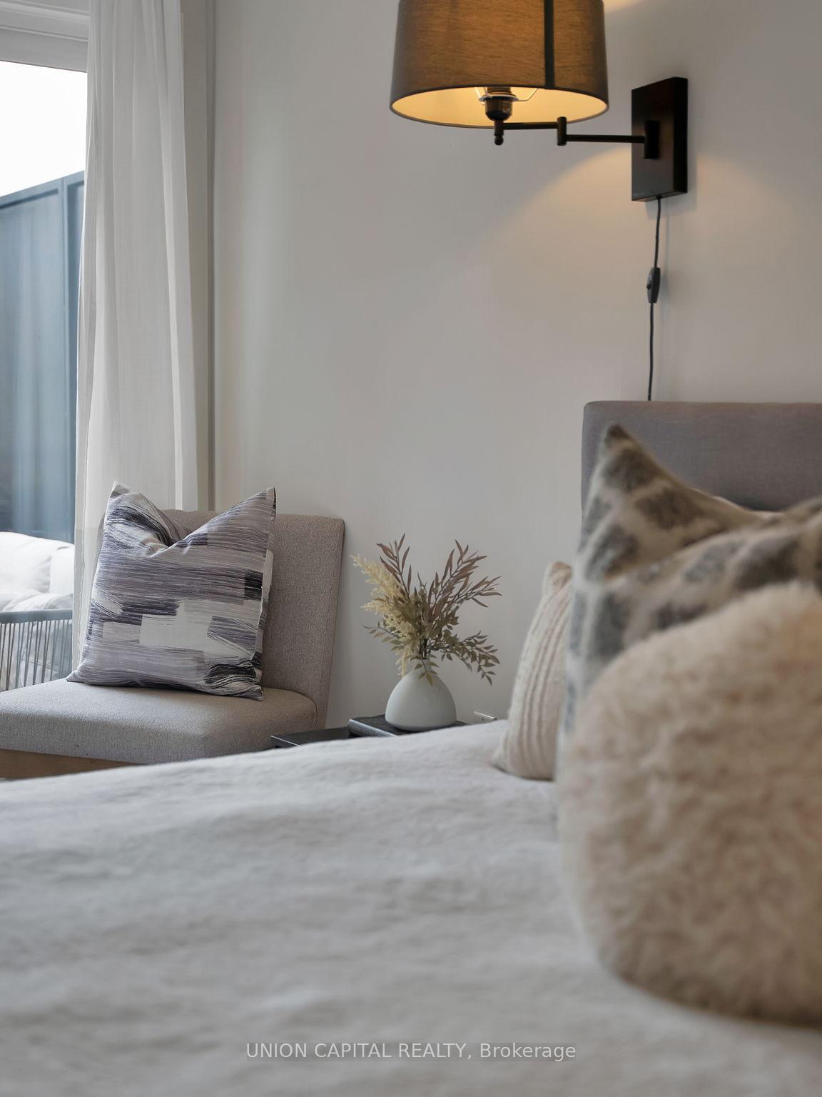 Photo 19 of Unit 302, 72 Aerodrome Crescent, Toronto, Leaside — HOMEH