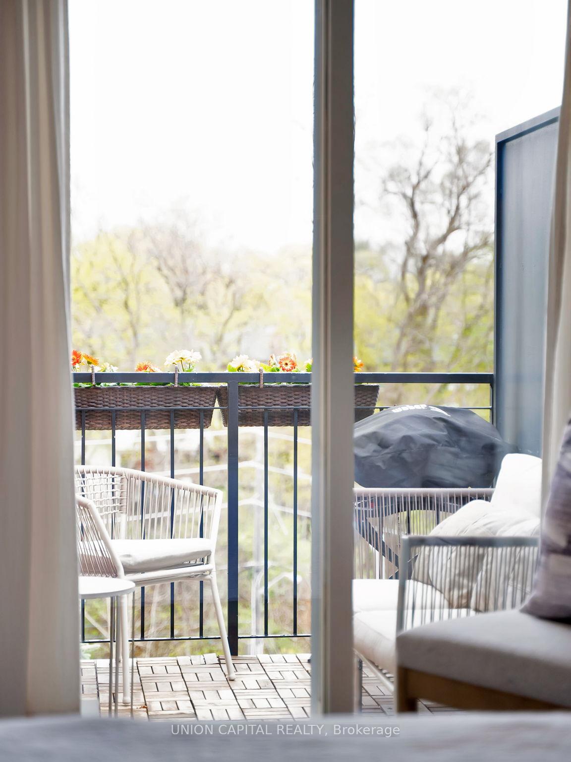 Photo 20 of Unit 302, 72 Aerodrome Crescent, Toronto, Leaside — HOMEH