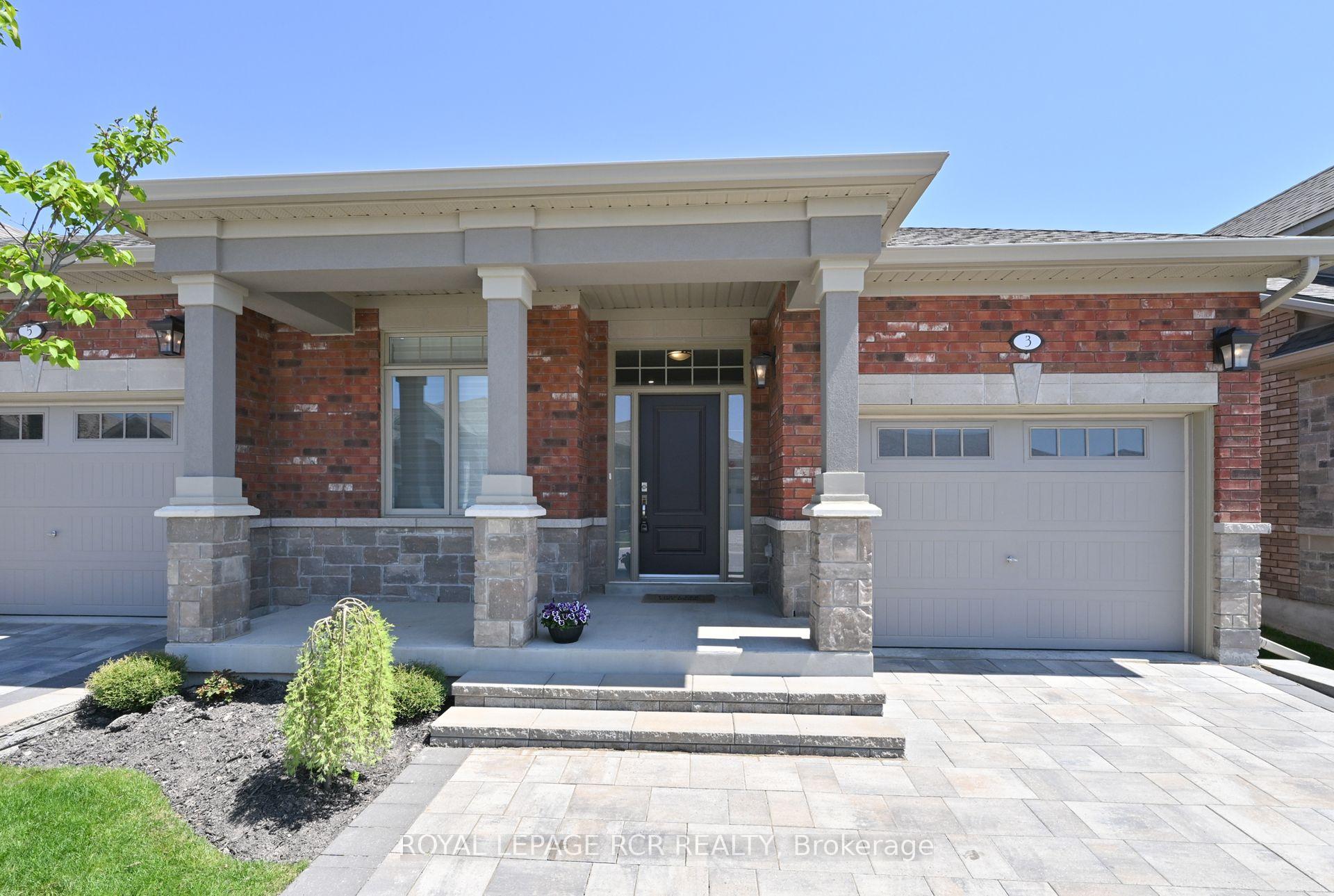 Photo 4 of 3 Assunta Garden, New Tecumseth, Alliston — HOMEH