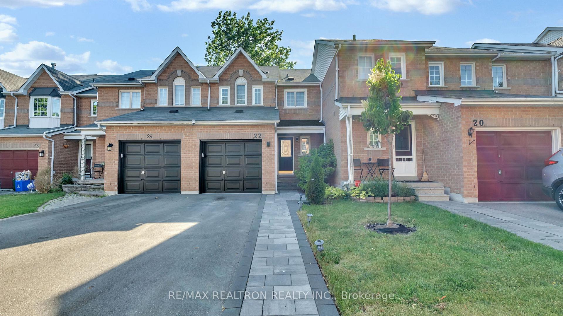 Front of 22 Macintyre Lane