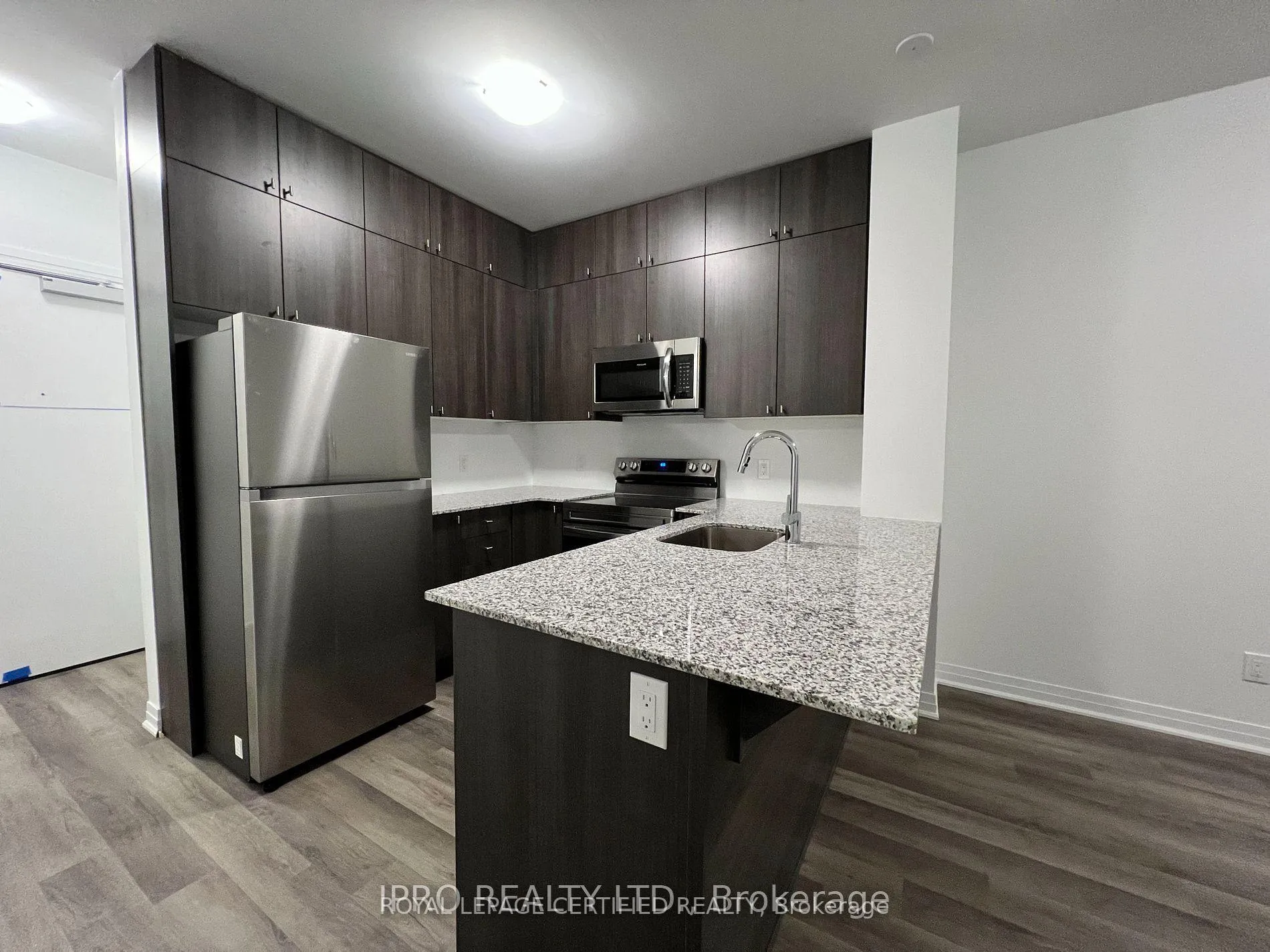 Photo 5 of Unit 308, 470 Gordon Krantz Avenue, Milton, Walker — HOMEH