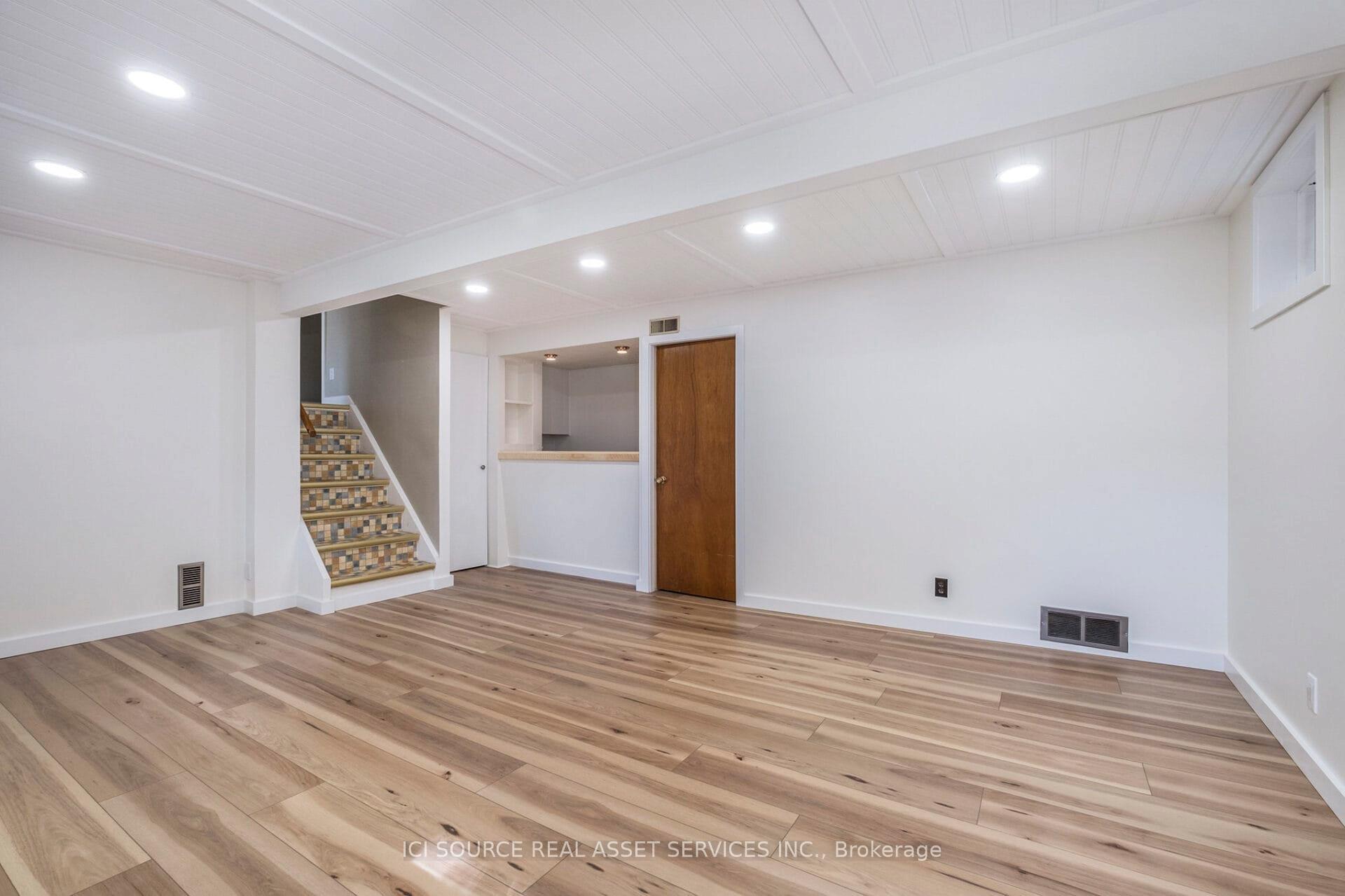 Photo 6 of 710 Sherbourne Road, Ottawa, Carlingwood — HOMEH