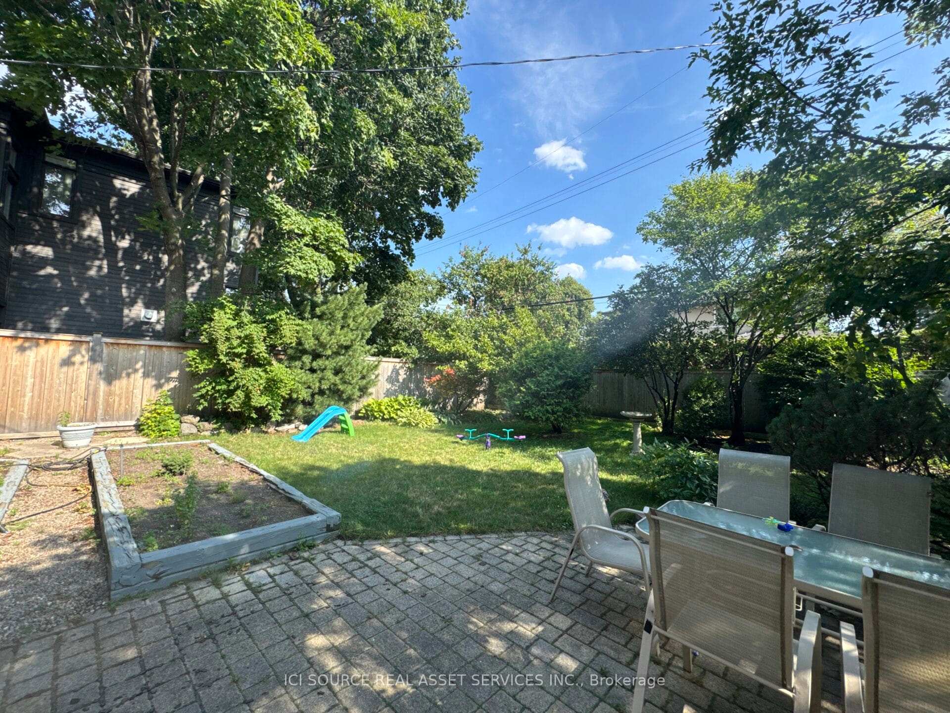 Photo 15 of 710 Sherbourne Road, Ottawa, Carlingwood — HOMEH