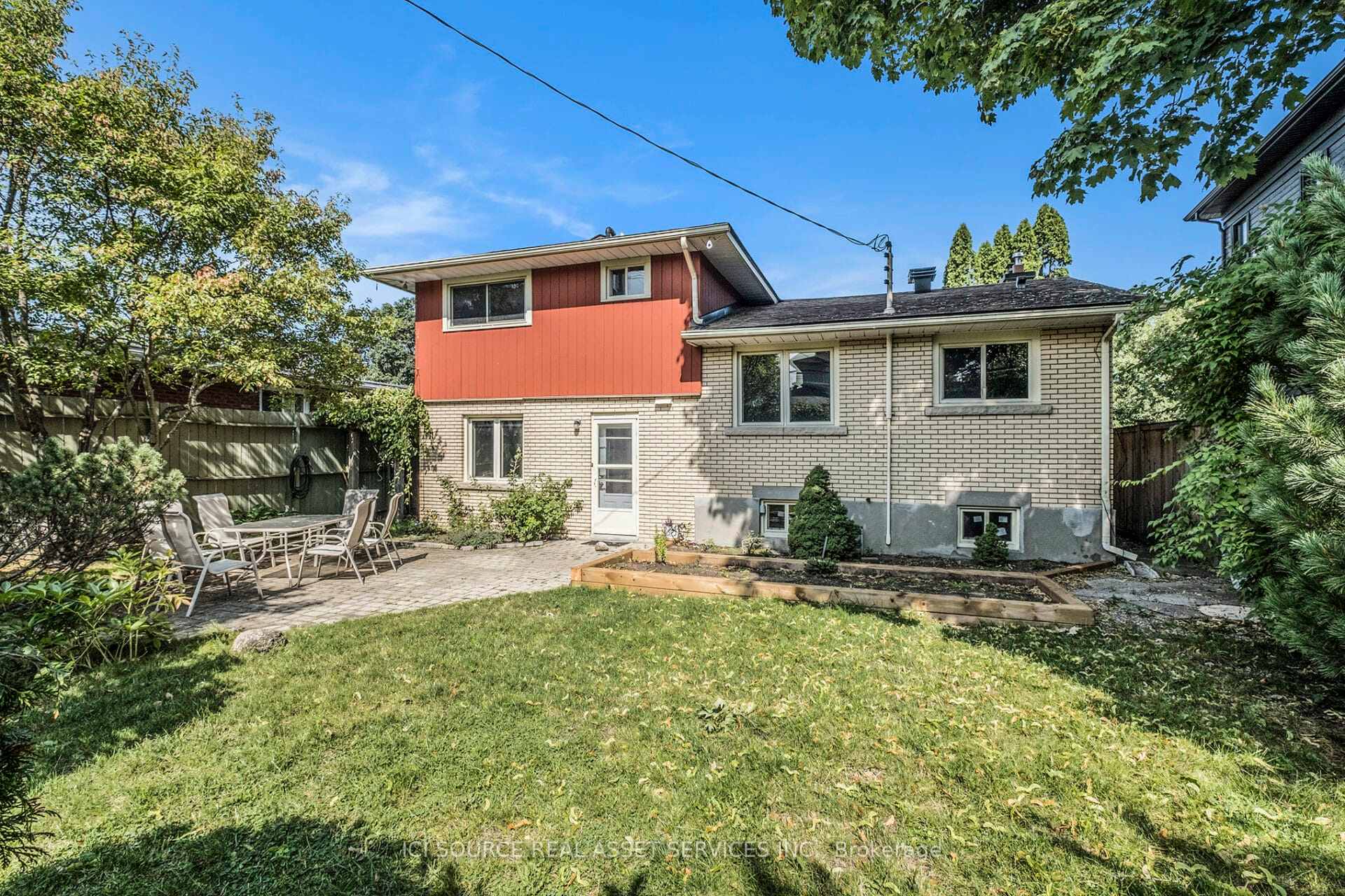 Photo 16 of 710 Sherbourne Road, Ottawa, Carlingwood — HOMEH