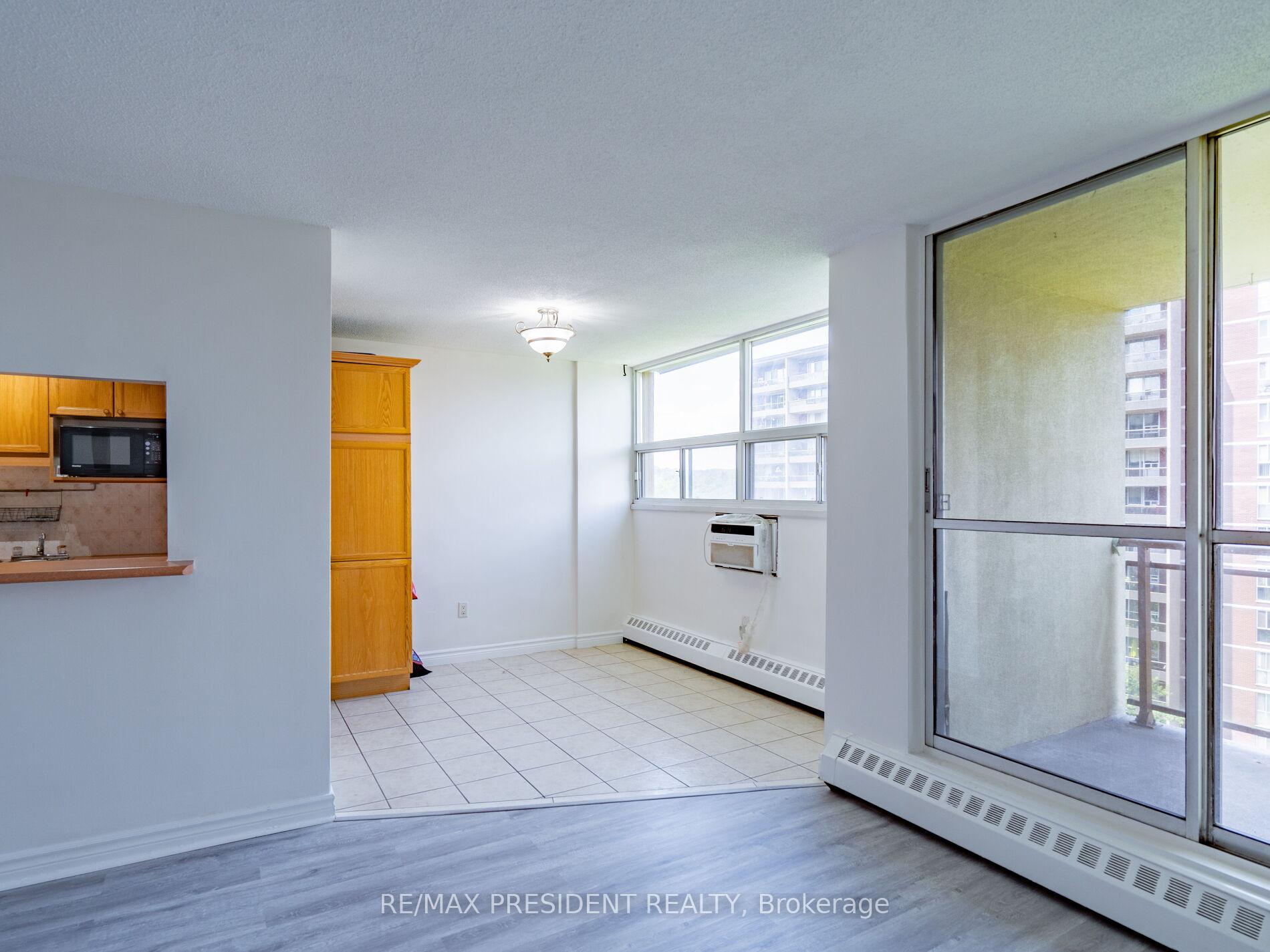 Photo 18 of Unit 701, 1950 Main Street W, Hamilton, Ainslie Wood — HOMEH