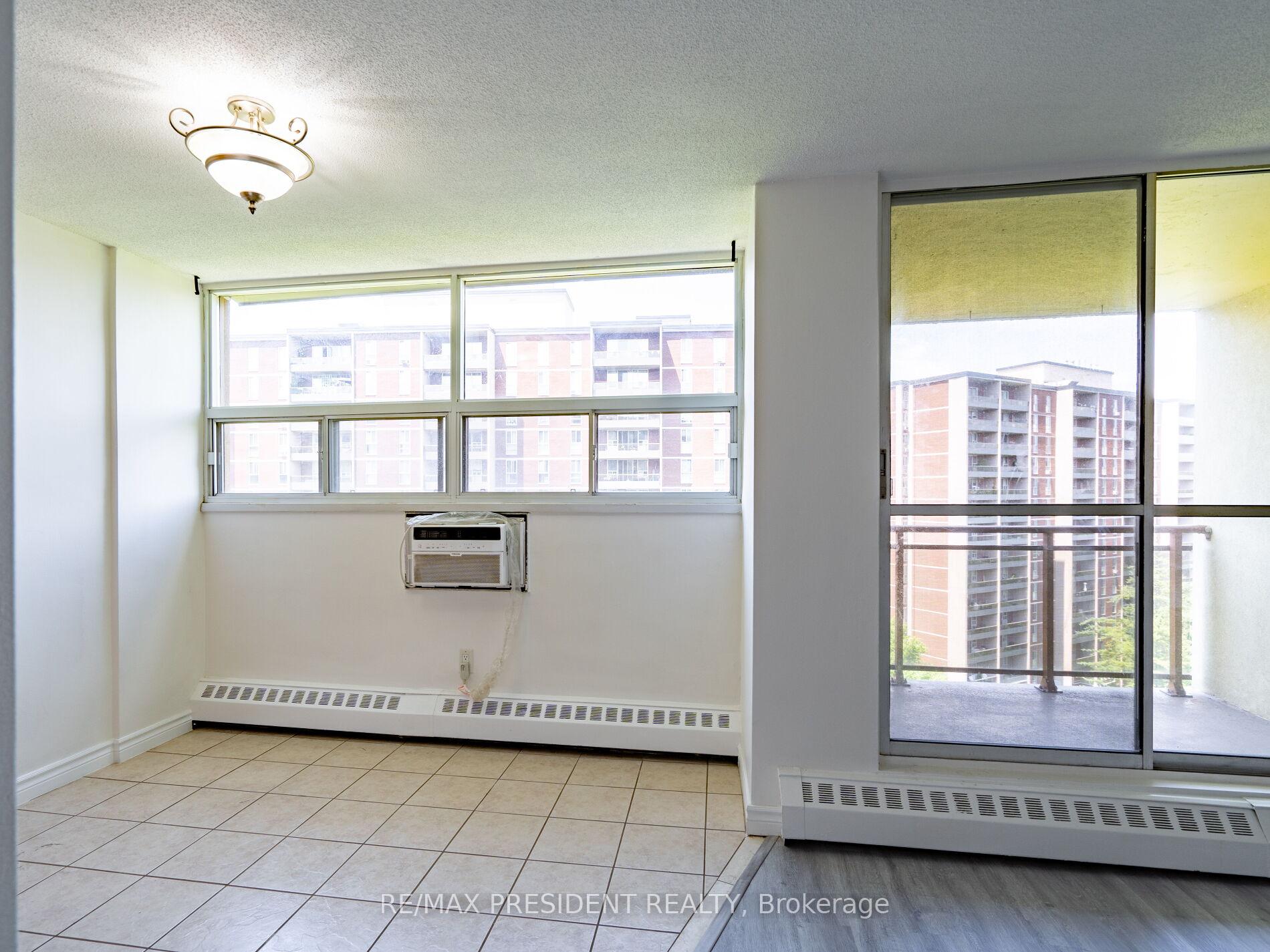 Photo 20 of Unit 701, 1950 Main Street W, Hamilton, Ainslie Wood — HOMEH