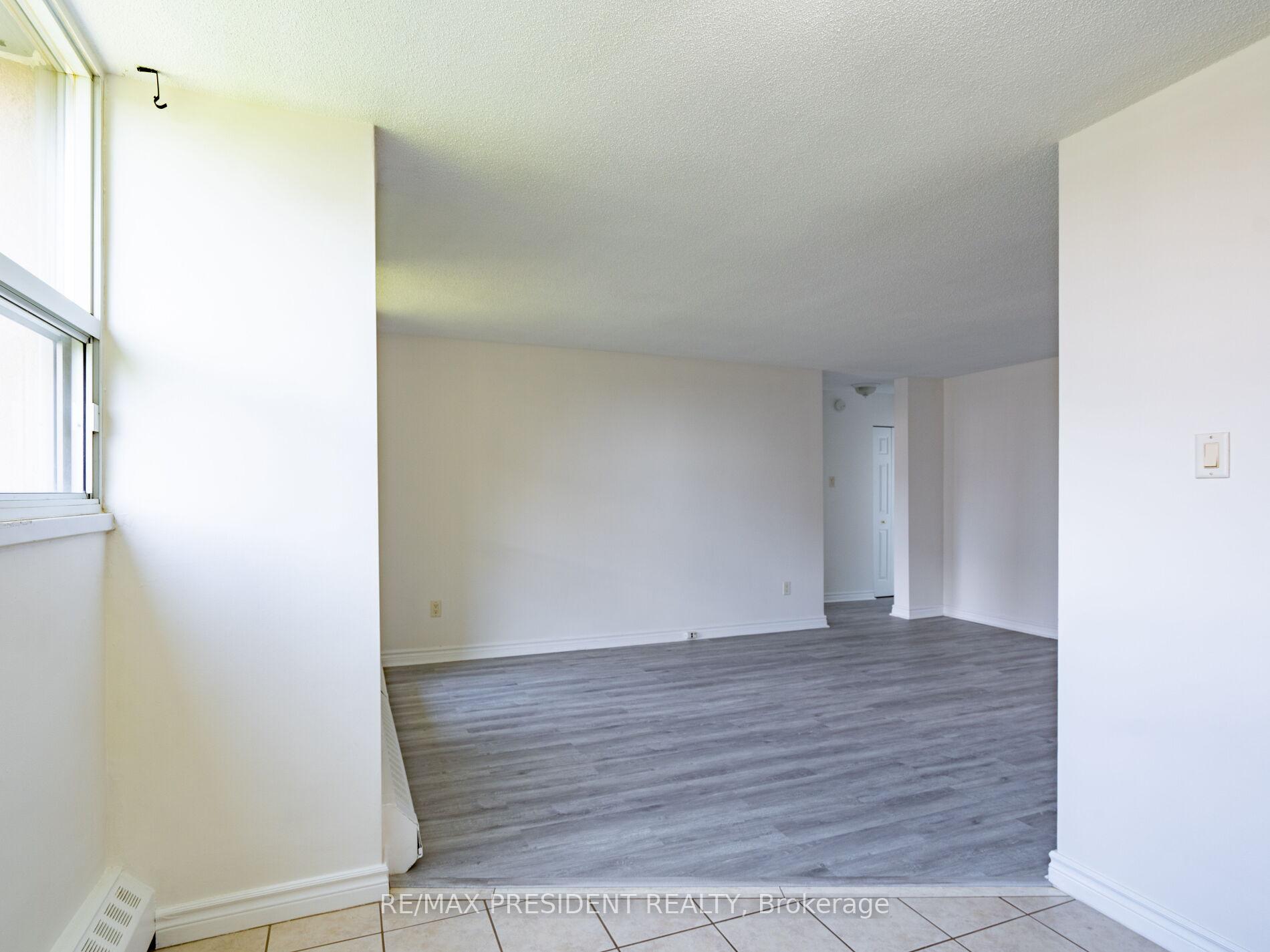 Photo 23 of Unit 701, 1950 Main Street W, Hamilton, Ainslie Wood — HOMEH