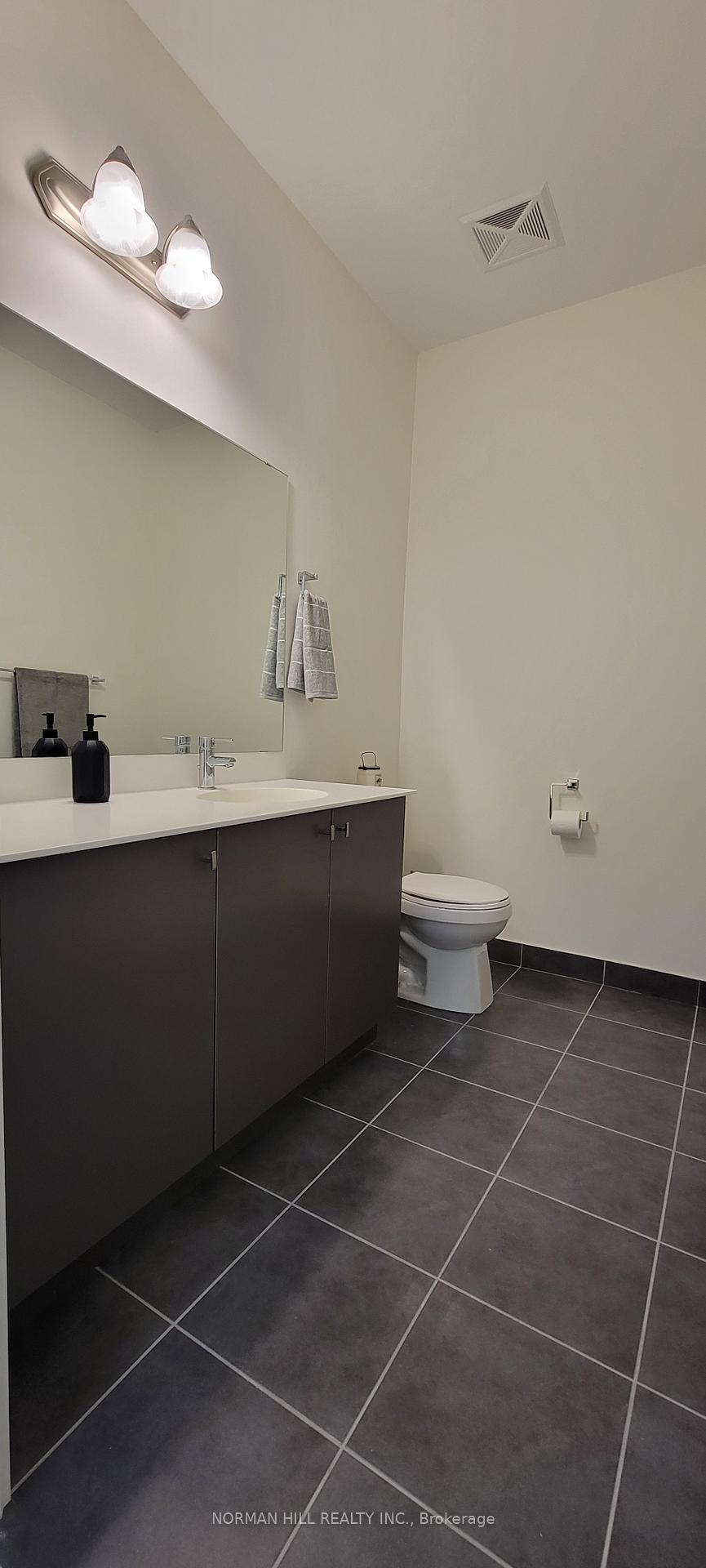 Photo 25 of Unit Ph448, 555 William Graham Drive, Aurora, Rural Aurora — HOMEH