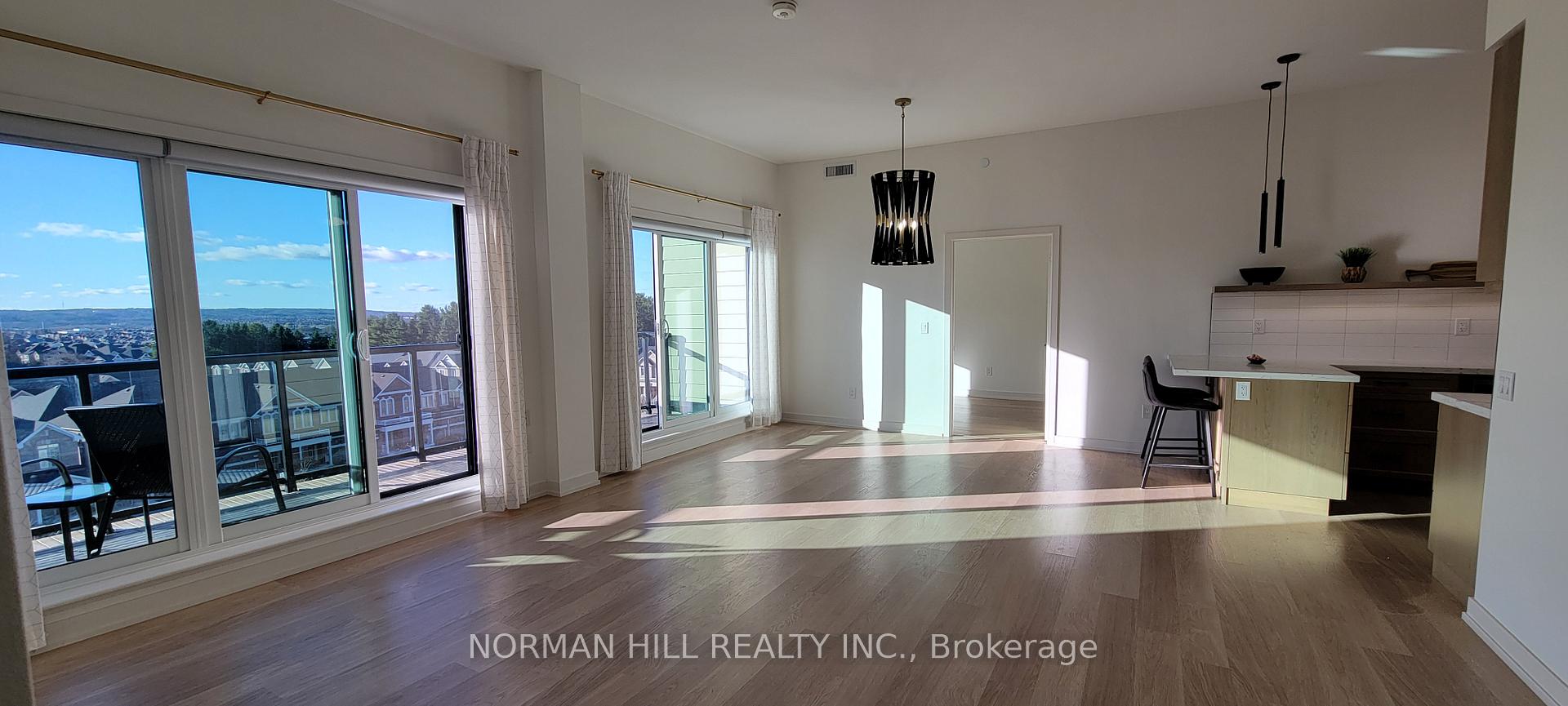 Photo 7 of Unit Ph448, 555 William Graham Drive, Aurora, Rural Aurora — HOMEH