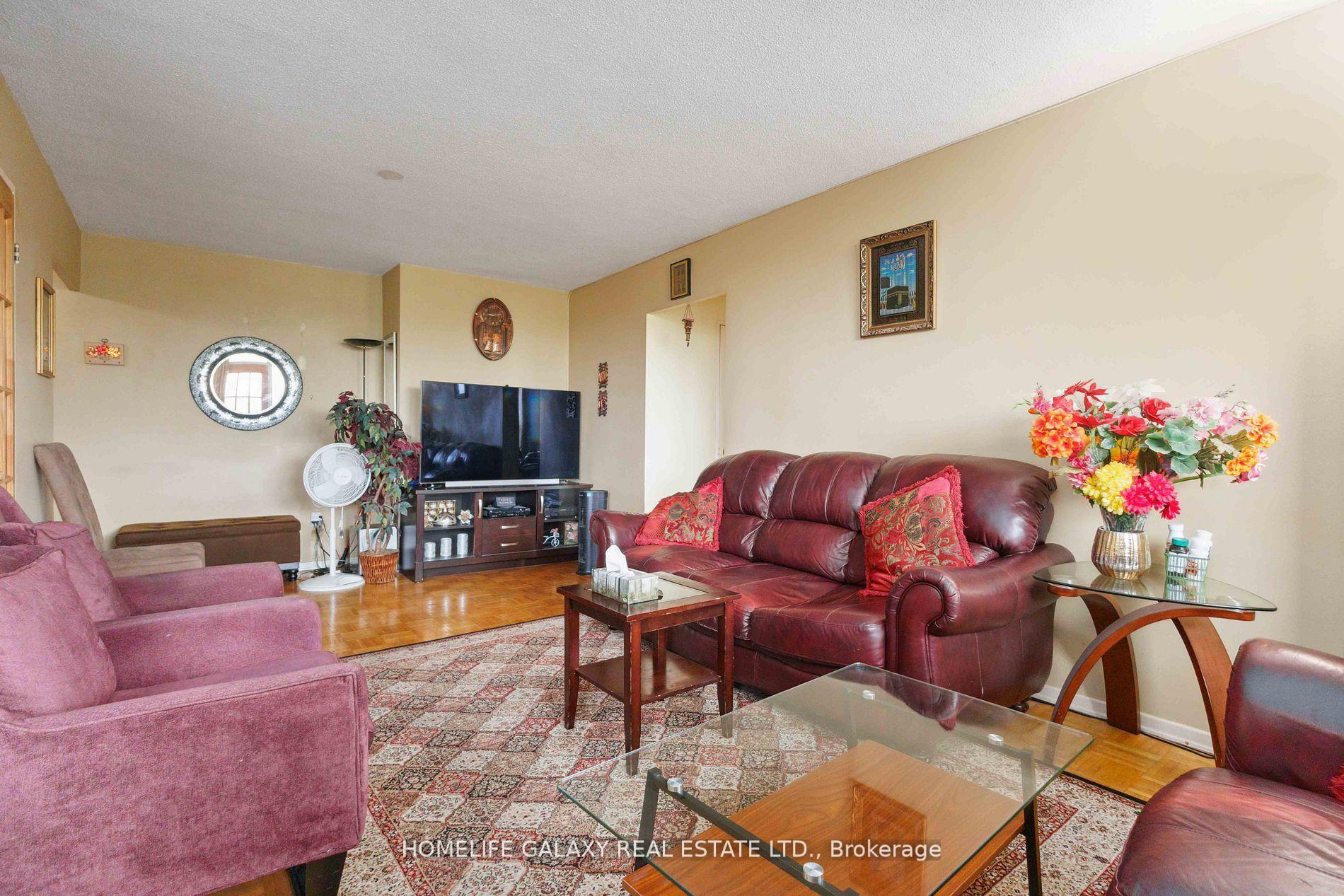 Photo 8 of Unit 616, 20 Edgecliff Golfway, Toronto, Flemingdon Park — HOMEH