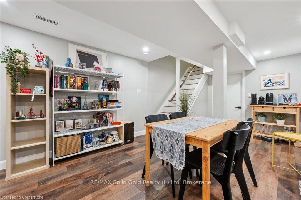 Photo 27 of 104 Kingswood Drive, Kitchener — HOMEH
