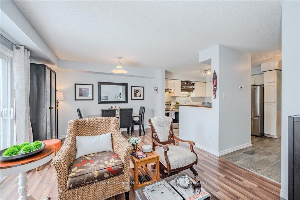 Photo 18 of Unit 4, 920 Edinburgh Road S, Guelph, Kortright West — HOMEH