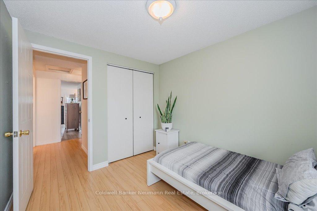 Photo 46 of Unit 4, 920 Edinburgh Road S, Guelph, Kortright West — HOMEH