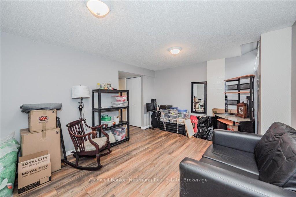 Photo 51 of Unit 4, 920 Edinburgh Road S, Guelph, Kortright West — HOMEH