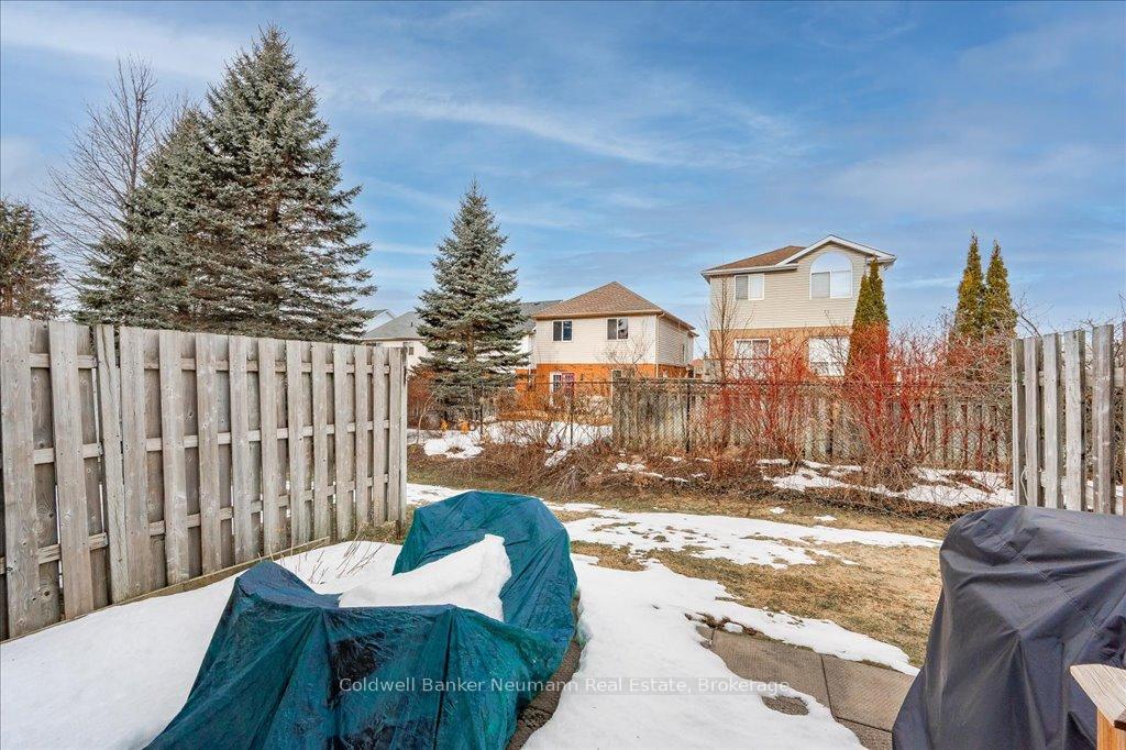 Photo 55 of Unit 4, 920 Edinburgh Road S, Guelph, Kortright West — HOMEH