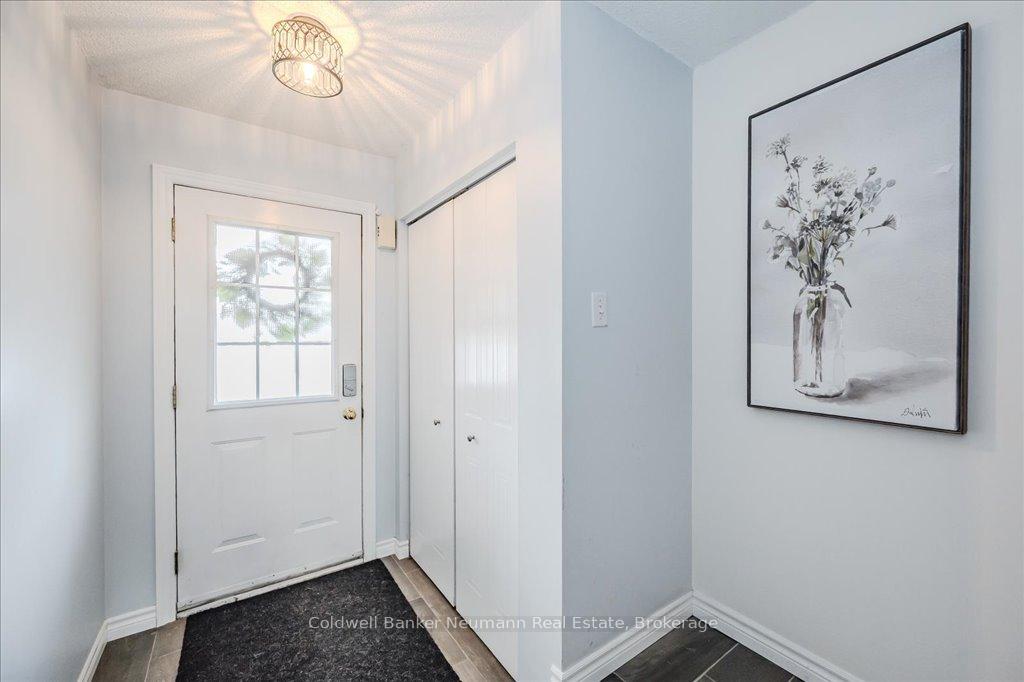 Photo 22 of Unit 4, 920 Edinburgh Road S, Guelph, Kortright West — HOMEH