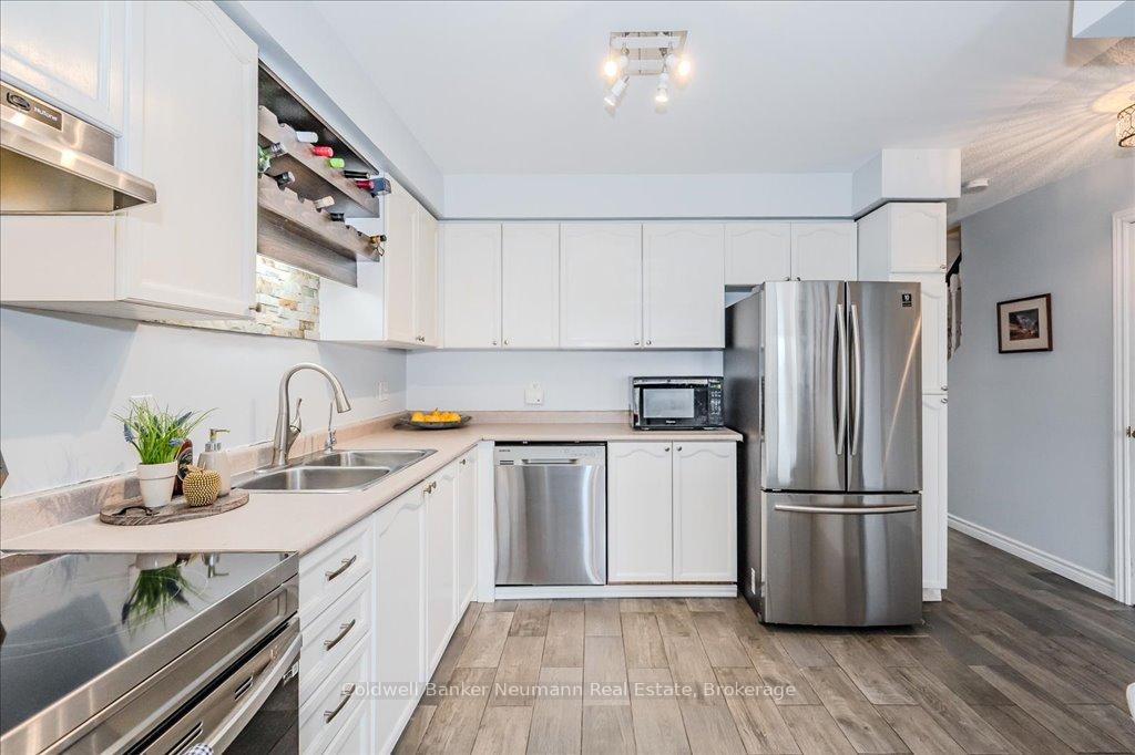 Photo 26 of Unit 4, 920 Edinburgh Road S, Guelph, Kortright West — HOMEH