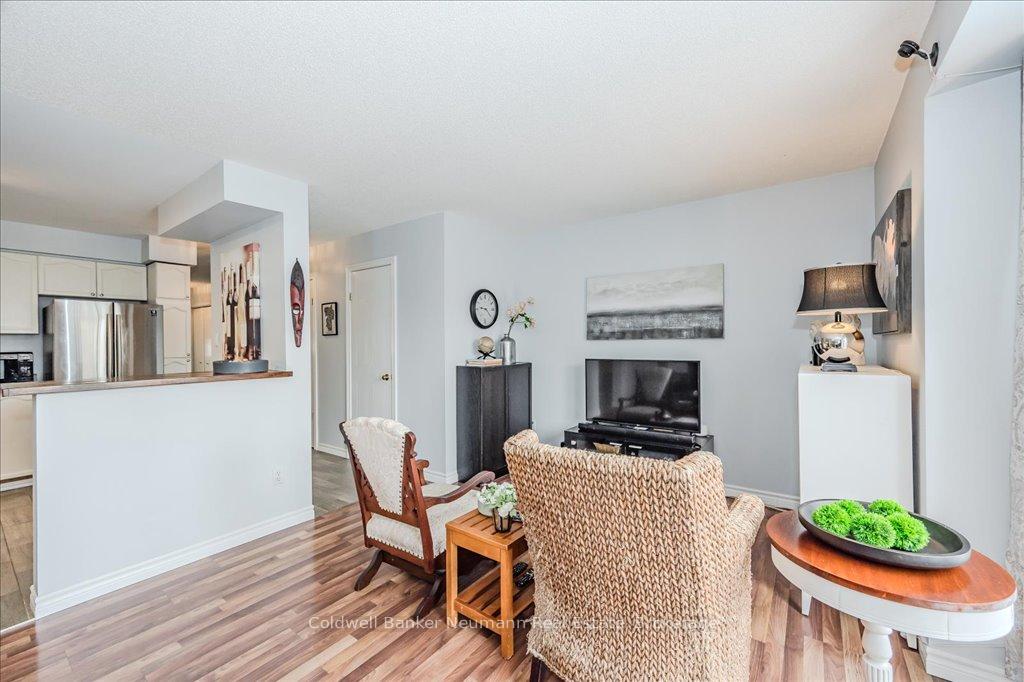 Photo 38 of Unit 4, 920 Edinburgh Road S, Guelph, Kortright West — HOMEH