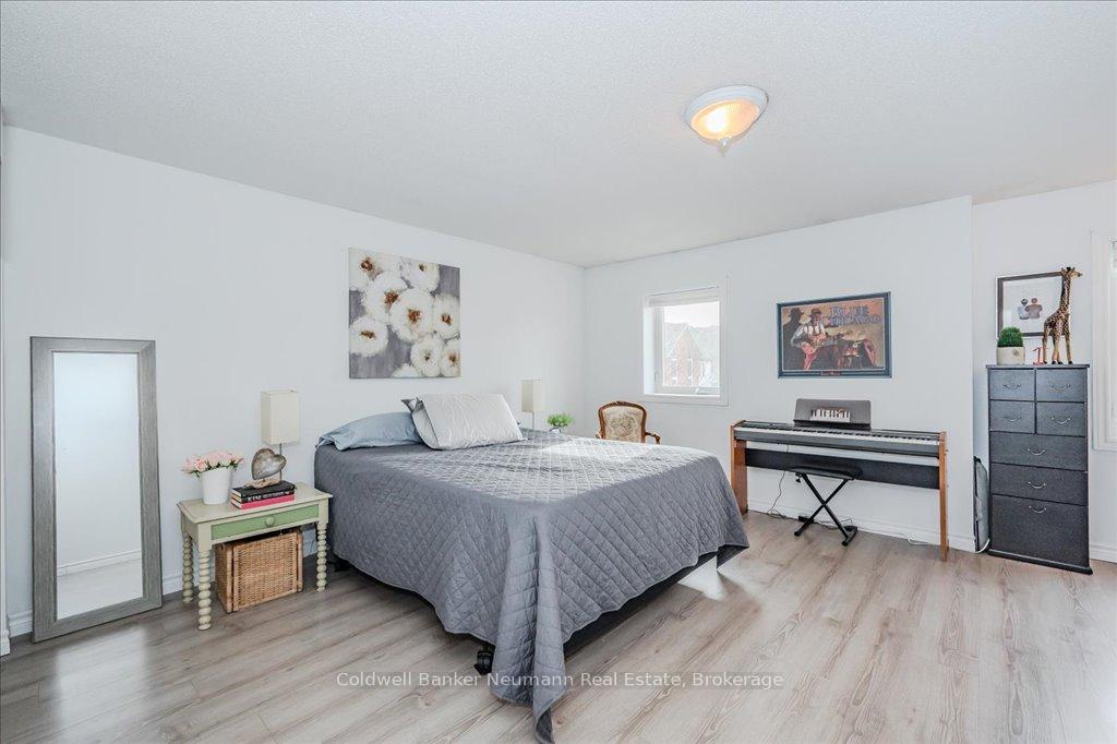 Photo 59 of Unit 4, 920 Edinburgh Road S, Guelph, Kortright West — HOMEH