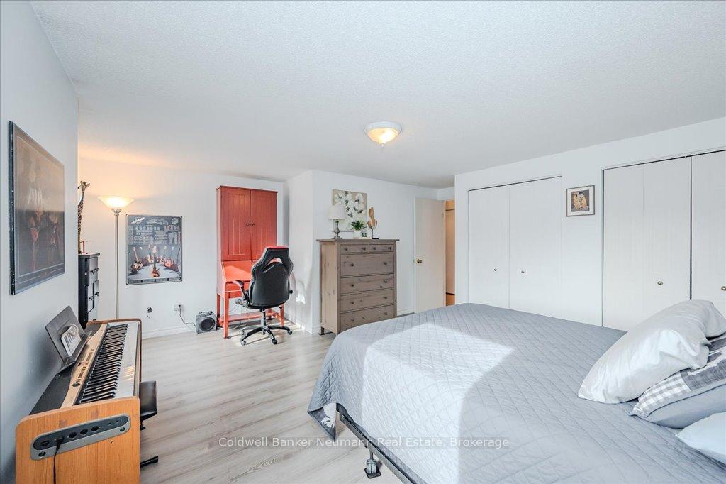 Photo 61 of Unit 4, 920 Edinburgh Road S, Guelph, Kortright West — HOMEH