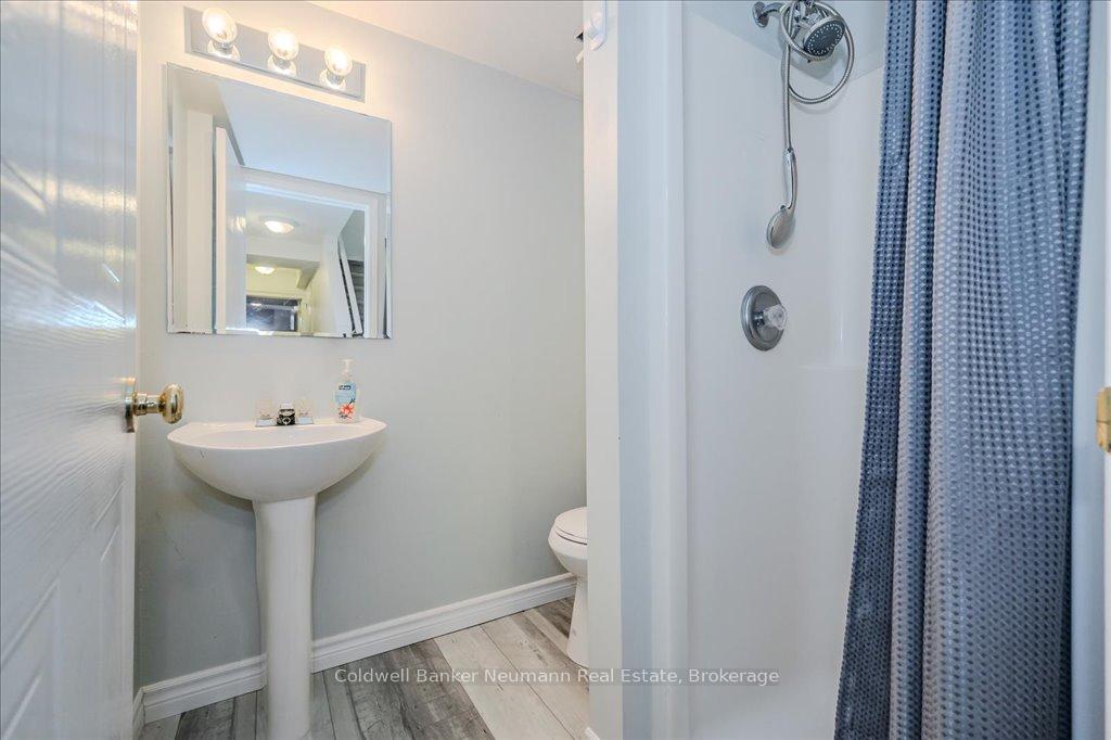 Photo 67 of Unit 4, 920 Edinburgh Road S, Guelph, Kortright West — HOMEH