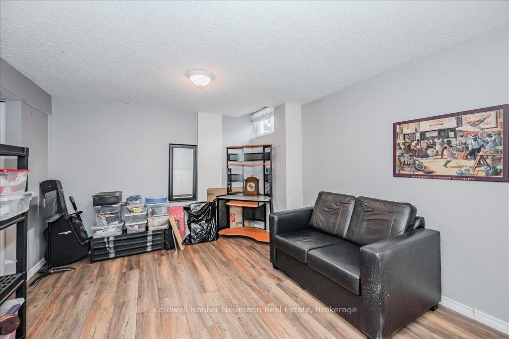 Photo 68 of Unit 4, 920 Edinburgh Road S, Guelph, Kortright West — HOMEH