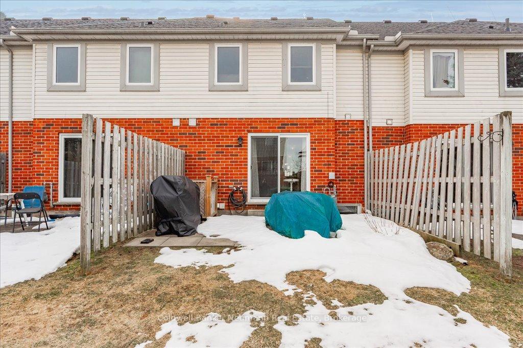 Photo 71 of Unit 4, 920 Edinburgh Road S, Guelph, Kortright West — HOMEH
