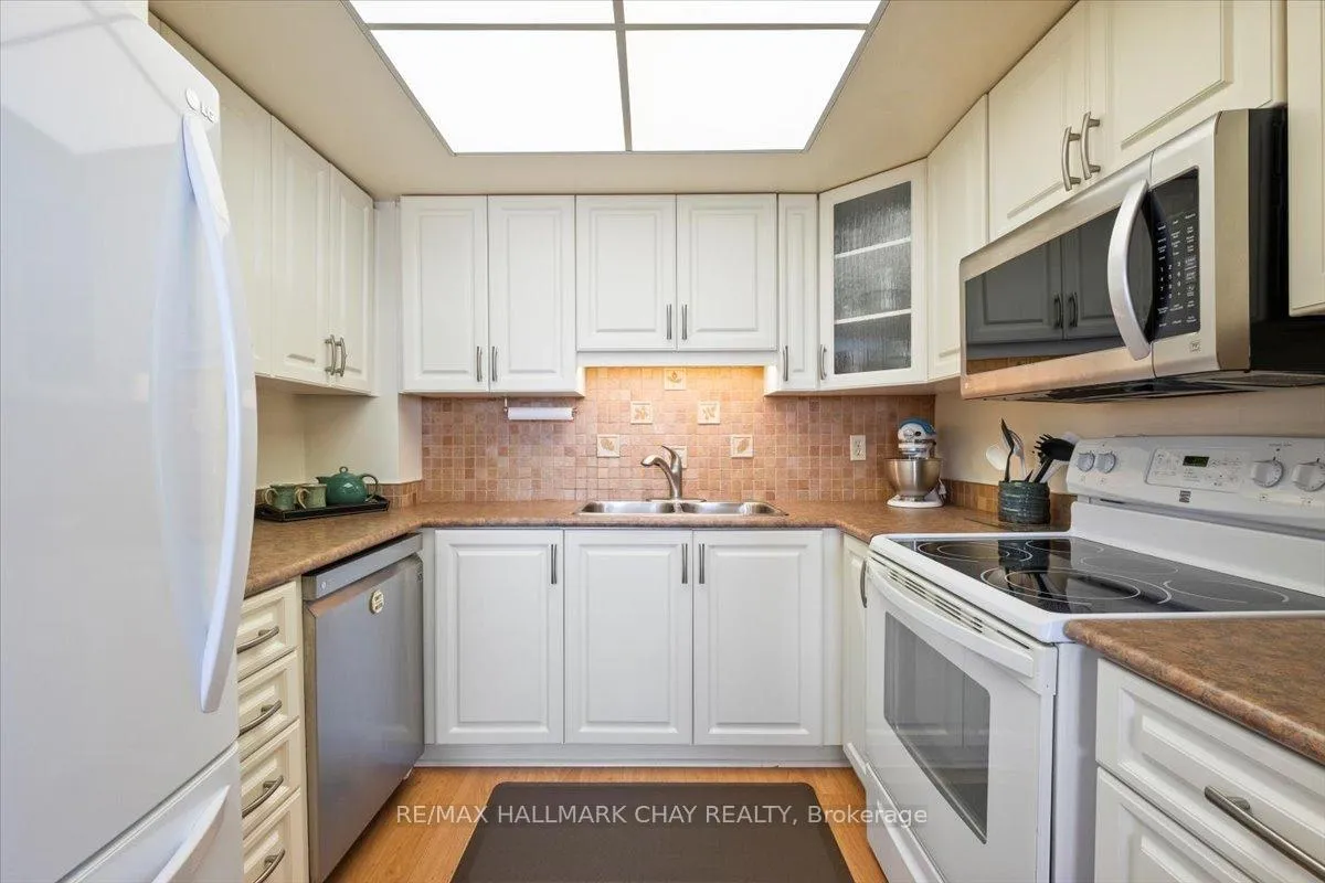 Photo 18 of Unit 403, 65 Ellen Street, Barrie, City Centre — HOMEH