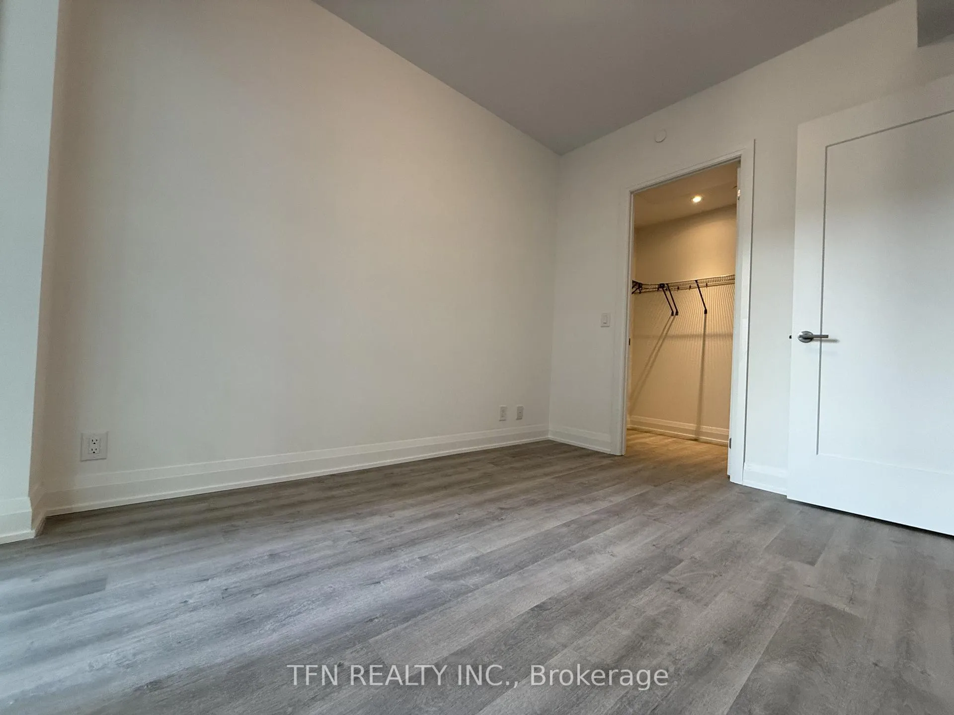 Photo 13 of Unit 1102, 65 Broadway Avenue, Toronto, Mount Pleasant West — HOMEH