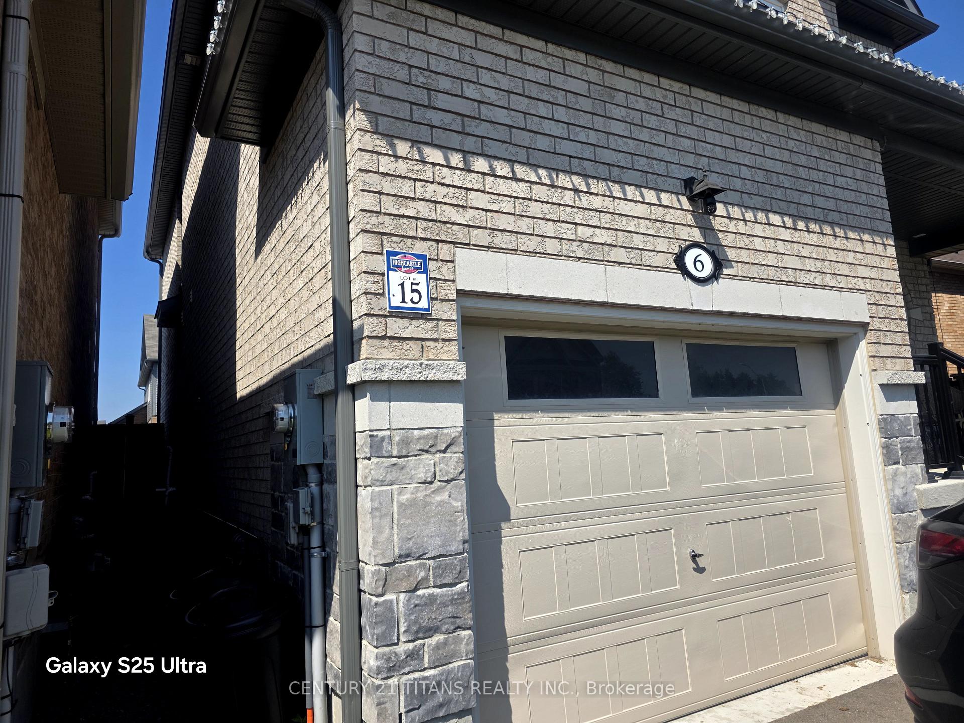 Photo 2 of 6 Tait Crescent, Clarington, Bowmanville — HOMEH