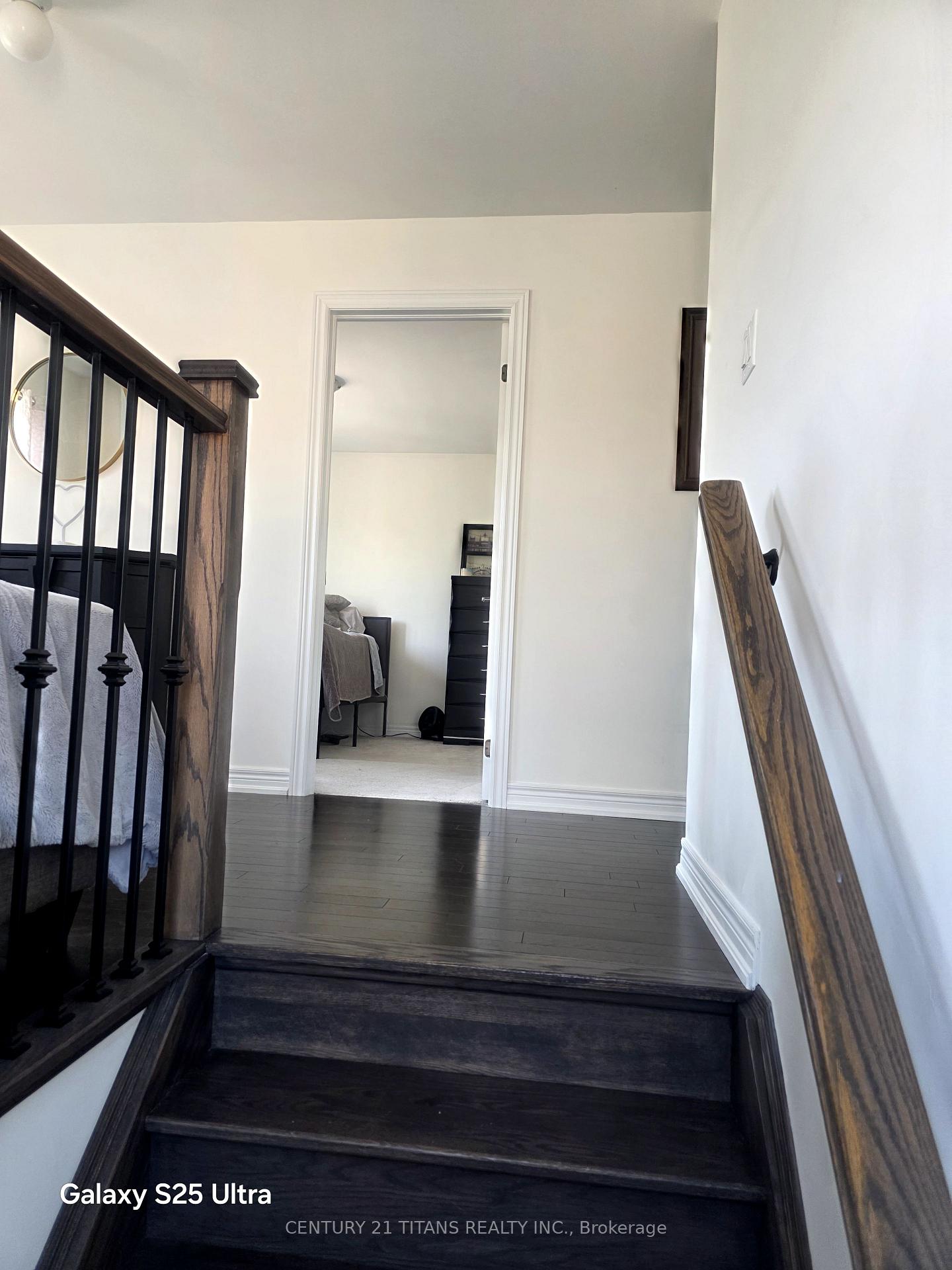 Photo 12 of 6 Tait Crescent, Clarington, Bowmanville — HOMEH
